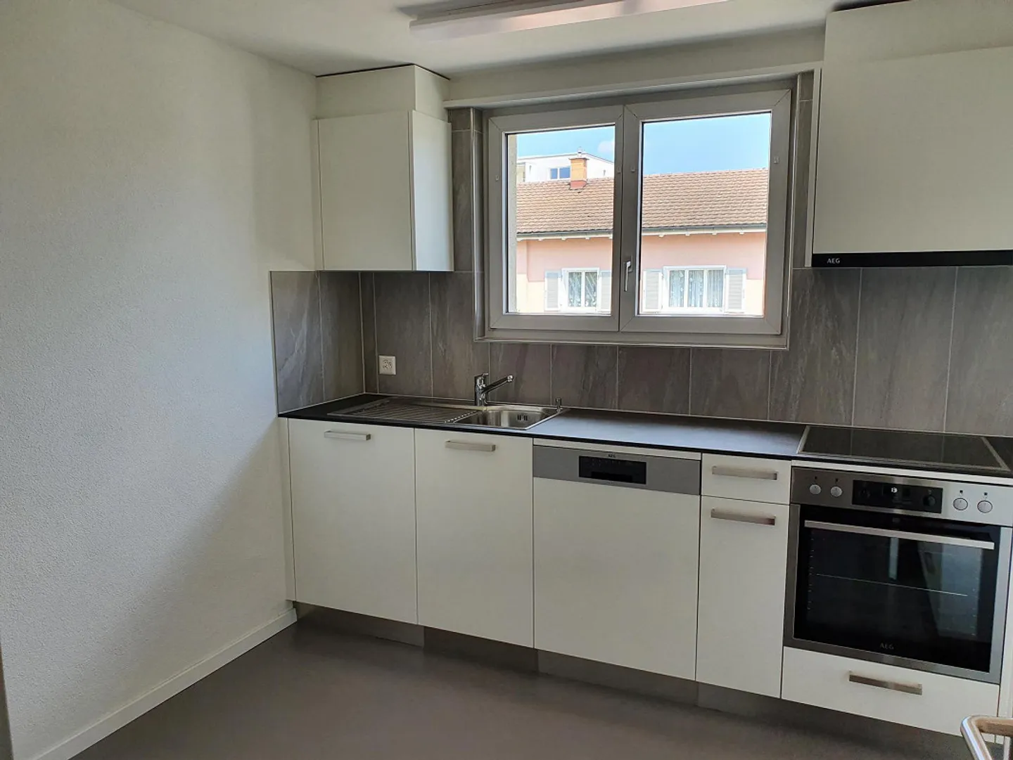 Appartement de 4 pièces - Photo 3 sur 12