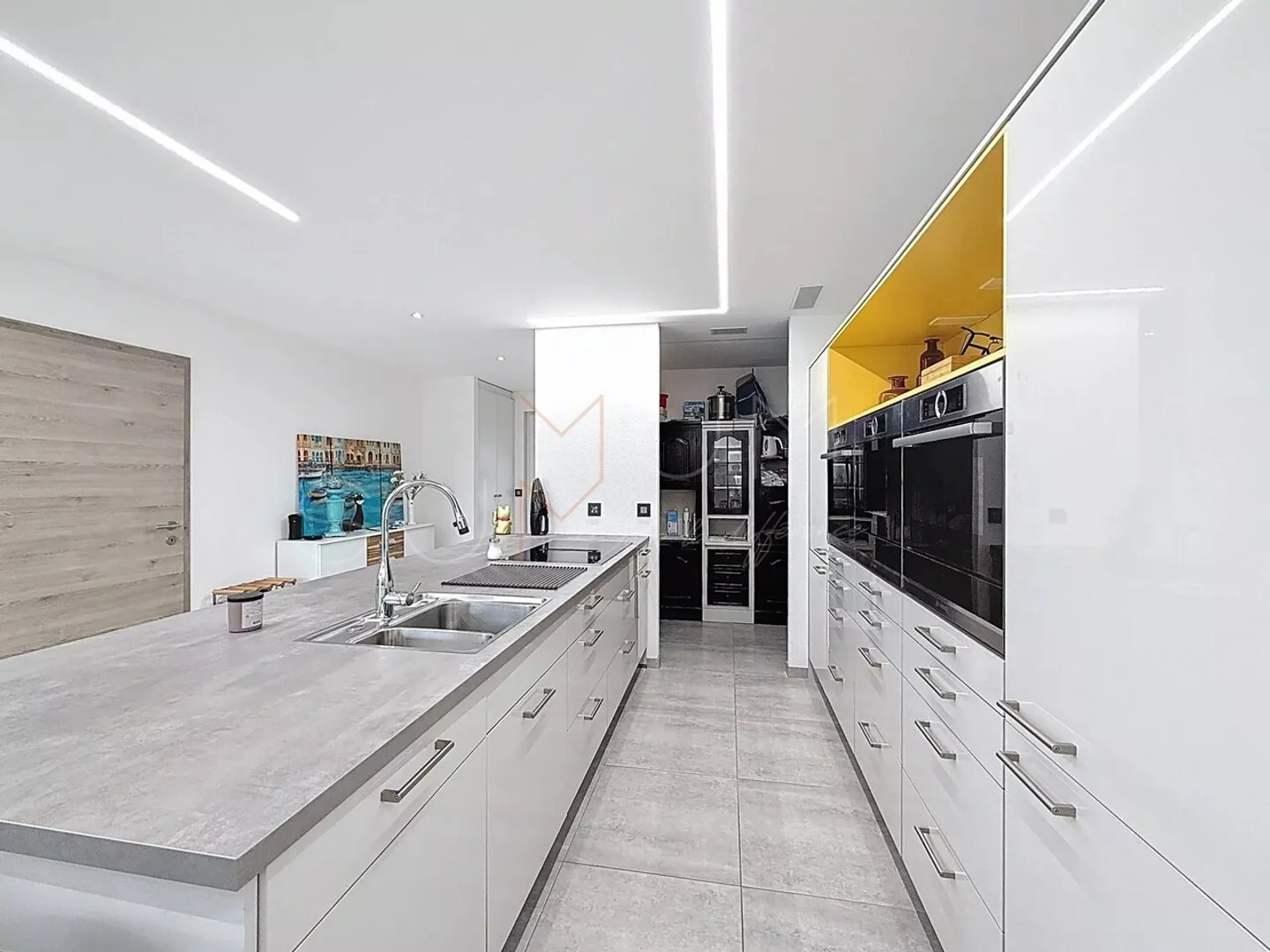 Modernes Reihenhaus mit Smart-Features - Foto 5 von 13