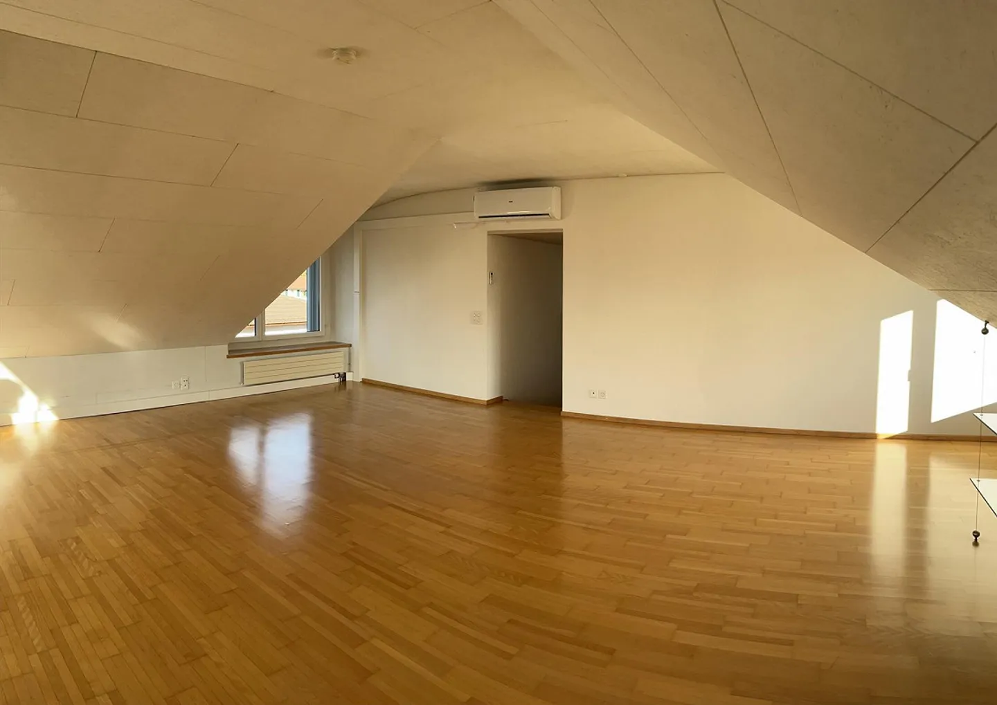 Appartement sous les toits 3 1/2 pièces ensoleillé - Photo 9 sur 20