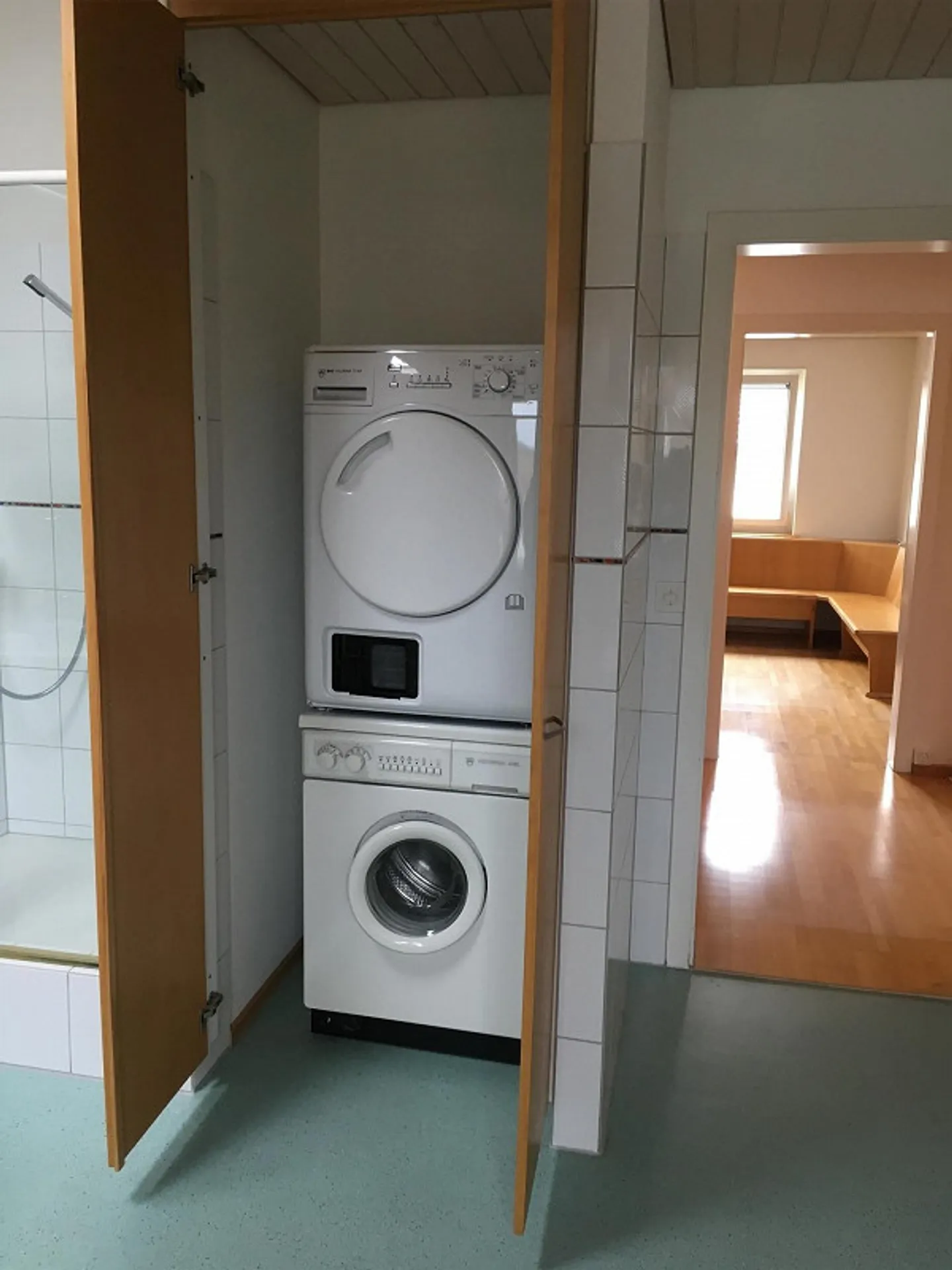 Appartement sous les toits 3 1/2 pièces ensoleillé - Photo 14 sur 20