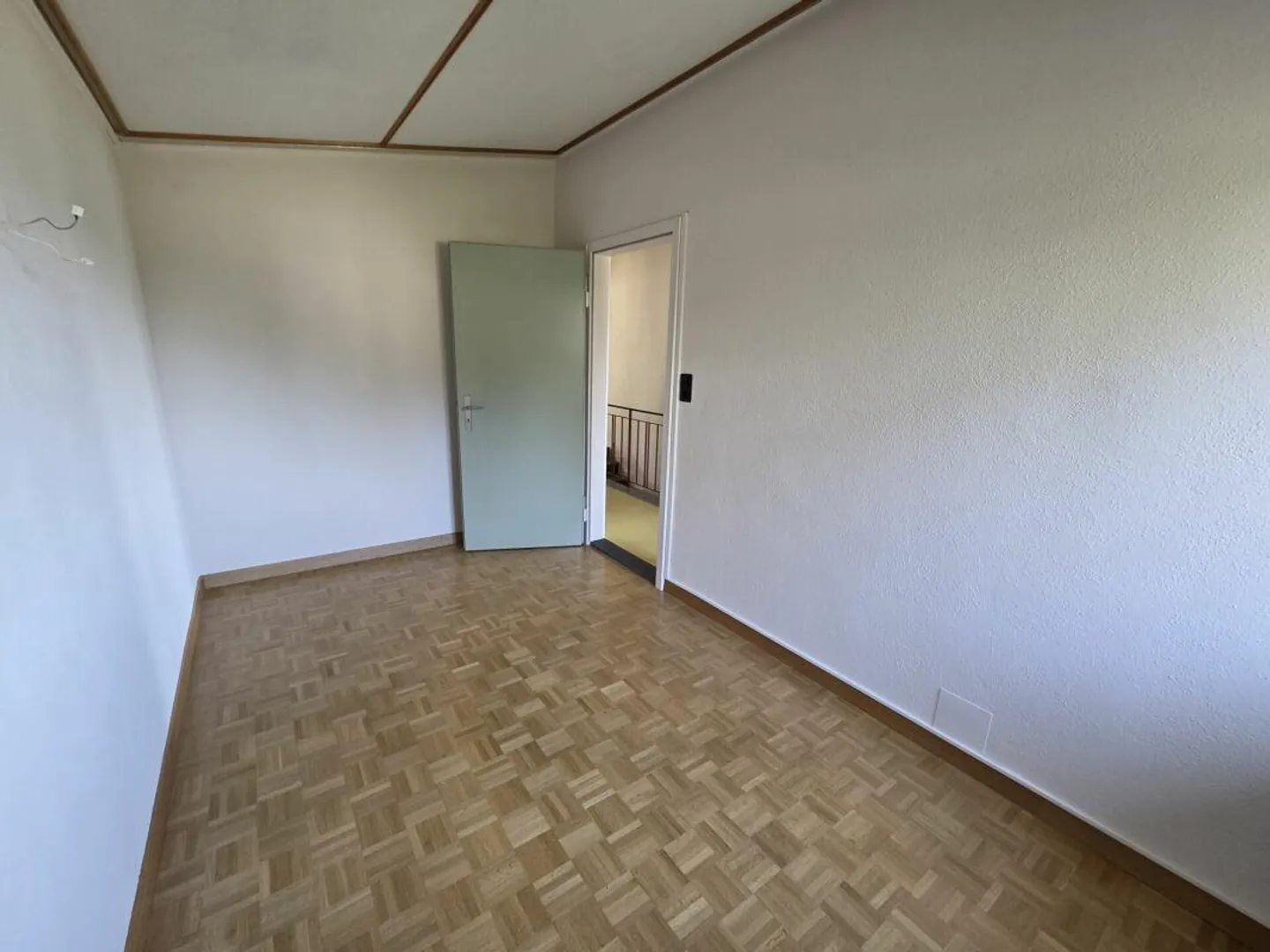 Charming 6-Room Single-Family House with a Wide View - Photo 9 of 10