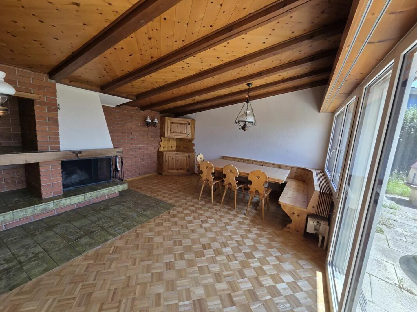Charming 6-Room Single-Family House with a Wide View - Photo 10 of 10