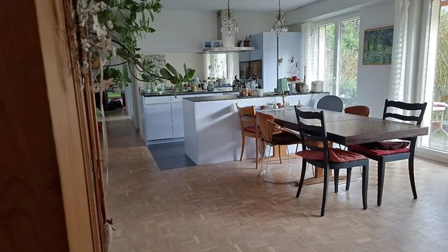 2-ZIMMER-WOHNUNG IN BIEL/BIENNE (BE), MÖBLIERT, BEFRISTET - Foto 1 von 10