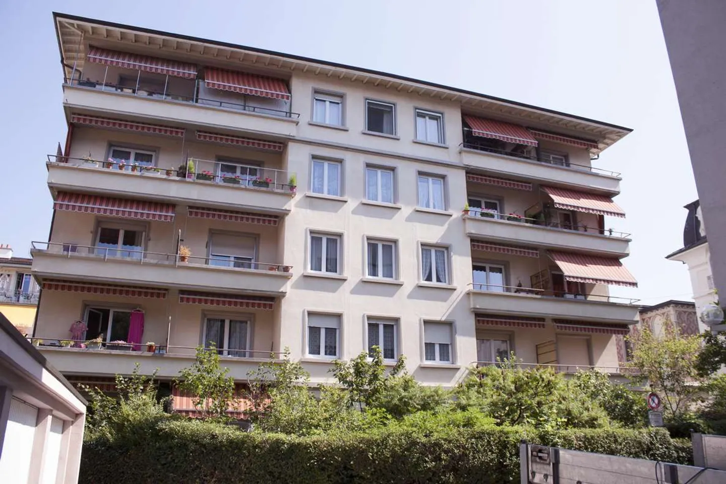 Individual Garage - Photo 1 of 2