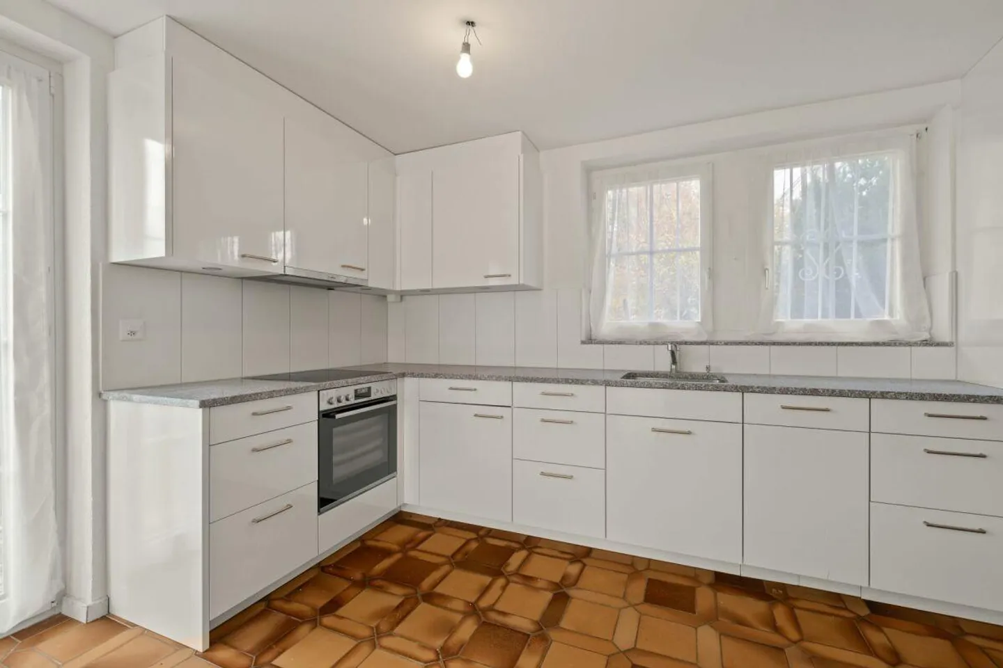 Maison de campagne de 7,5 pièces avec vue dégagée et à proximité de l'école - Photo 11 sur 15