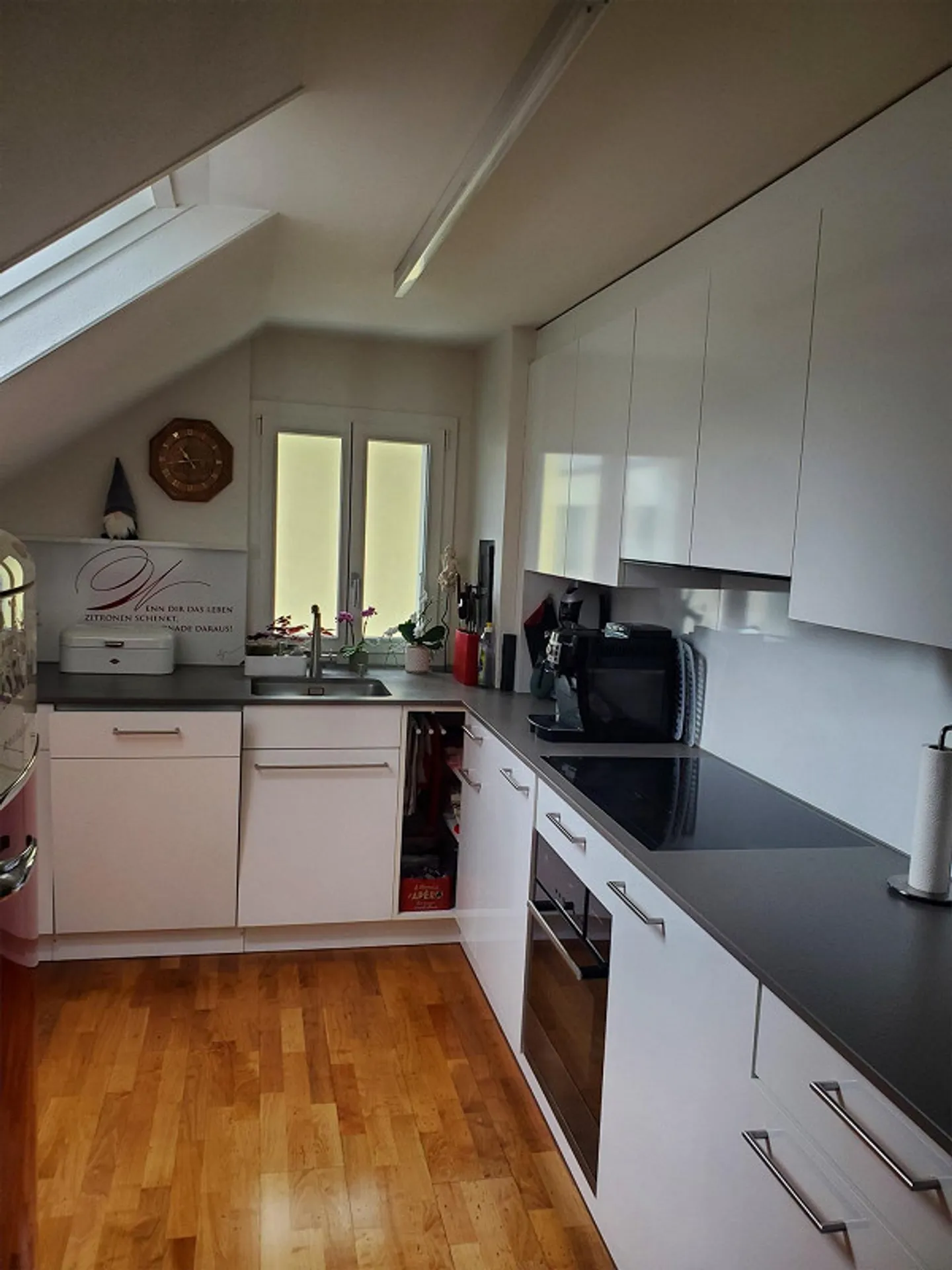 Charmante unique appartement à louer au cœur de Stans. - Photo 2 sur 10