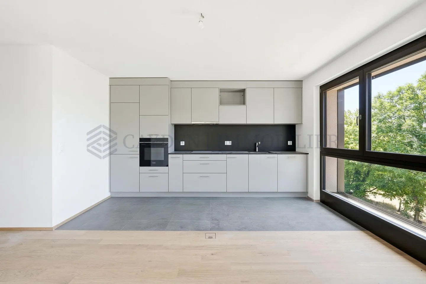 Modernes Apartment mit Jura-Blick - Foto 4 von 11