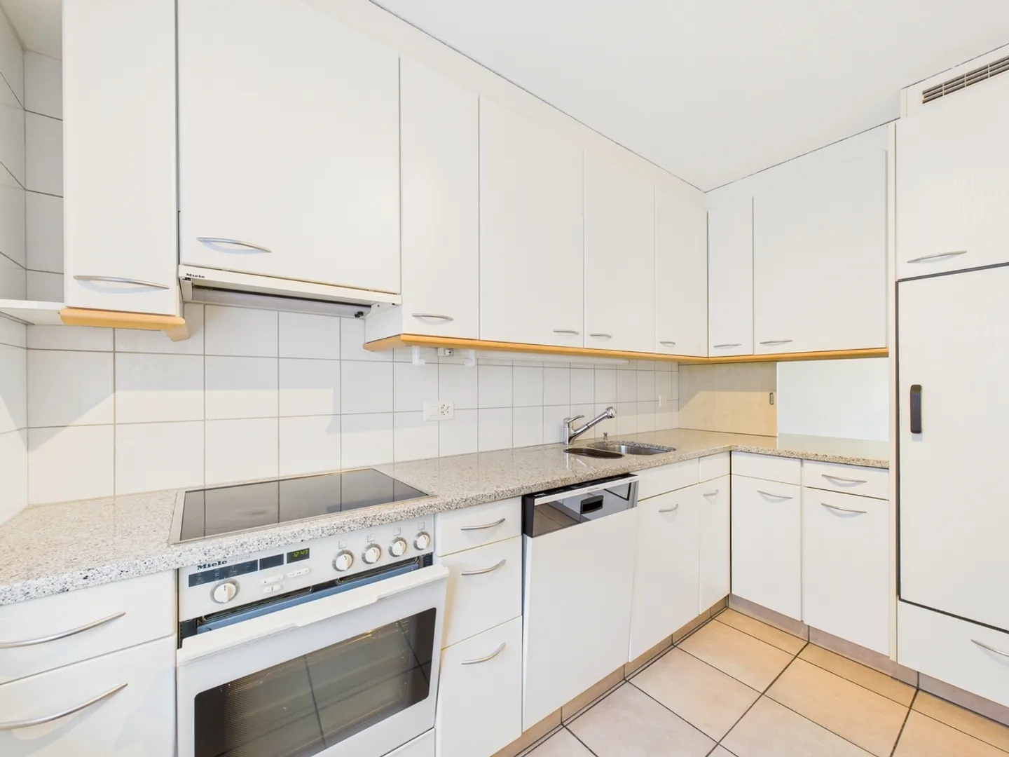 Maison individuelle de 5,5 pièces à Aesch, canton de ZH - Photo 4 sur 11