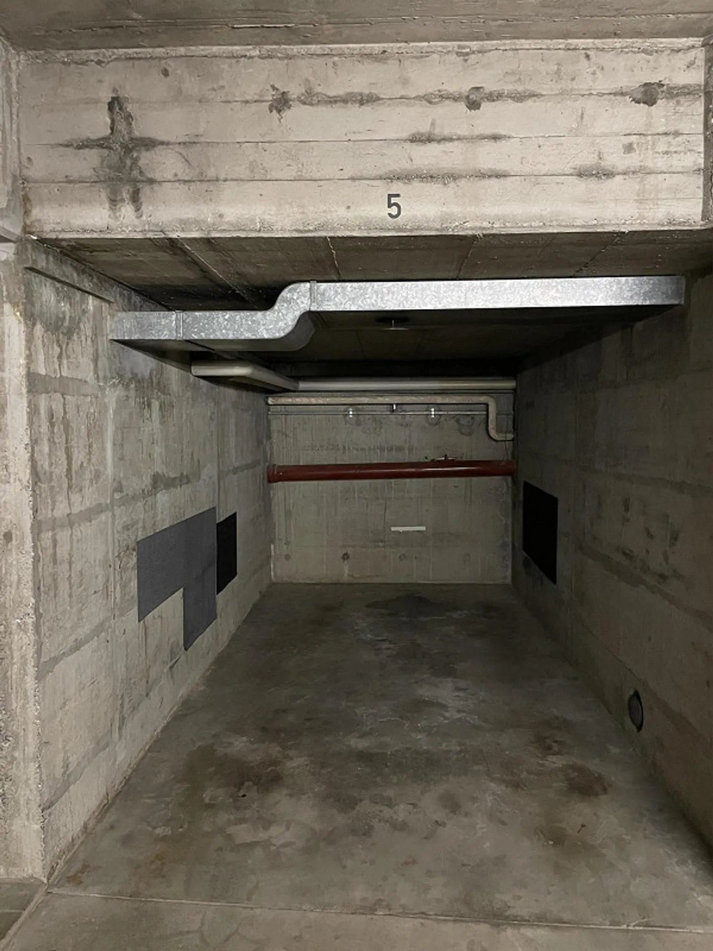 Places de stationnement à Riehen à louer - Photo 2 sur 3