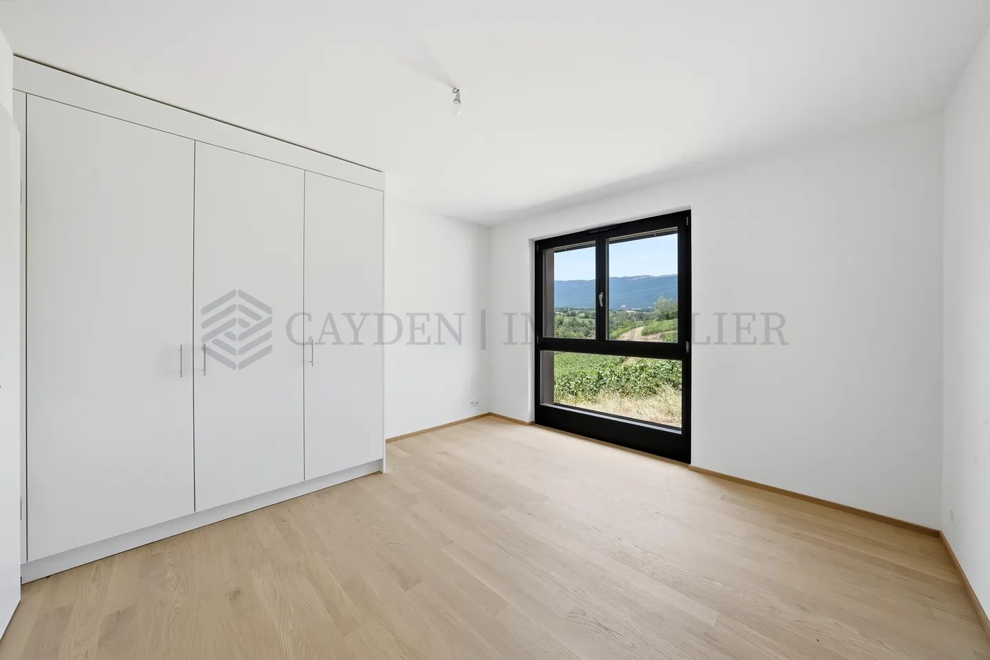 Modernes Apartment mit Jura-Blick - Foto 10 von 11