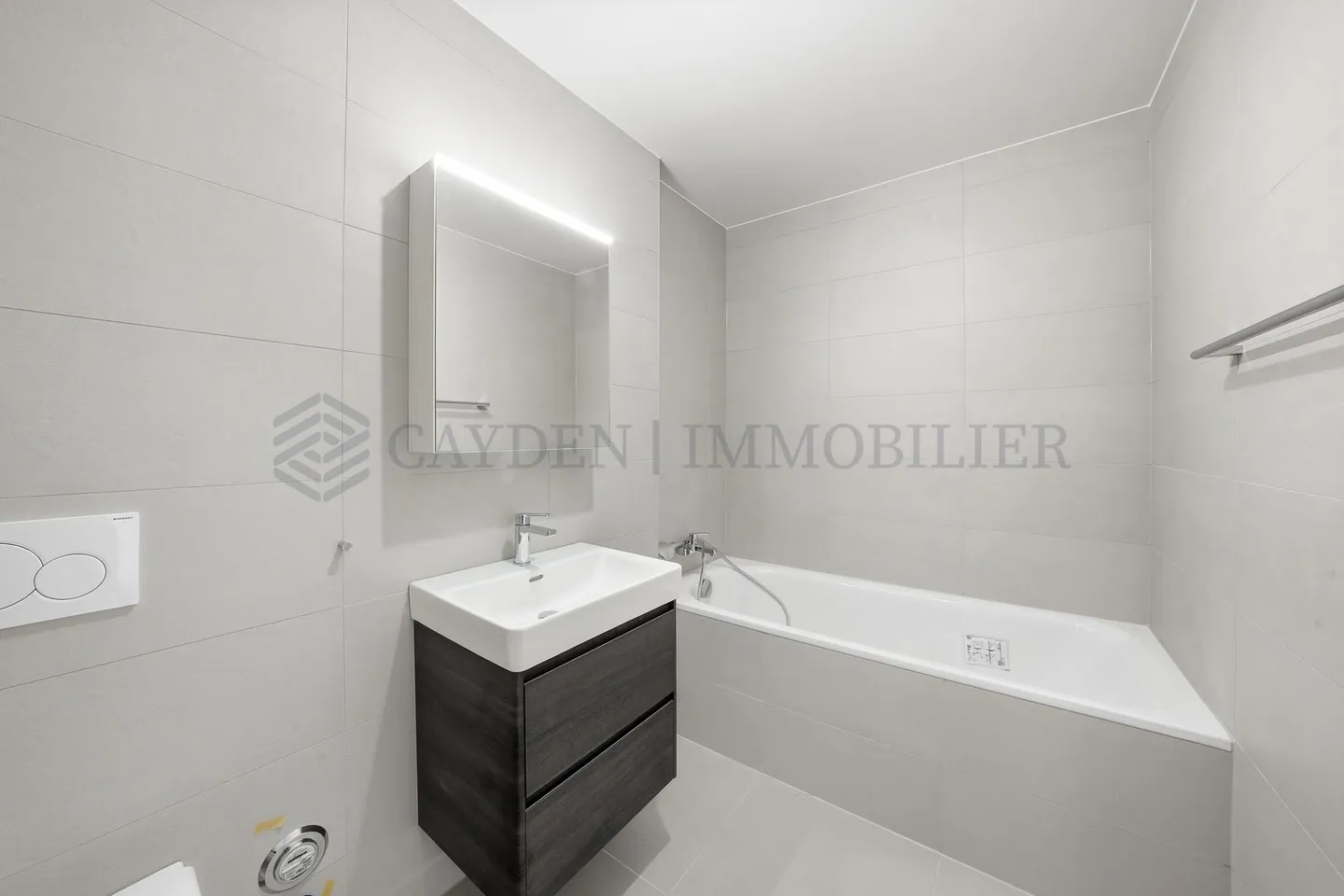 Modernes Apartment mit Jura-Blick - Foto 11 von 11