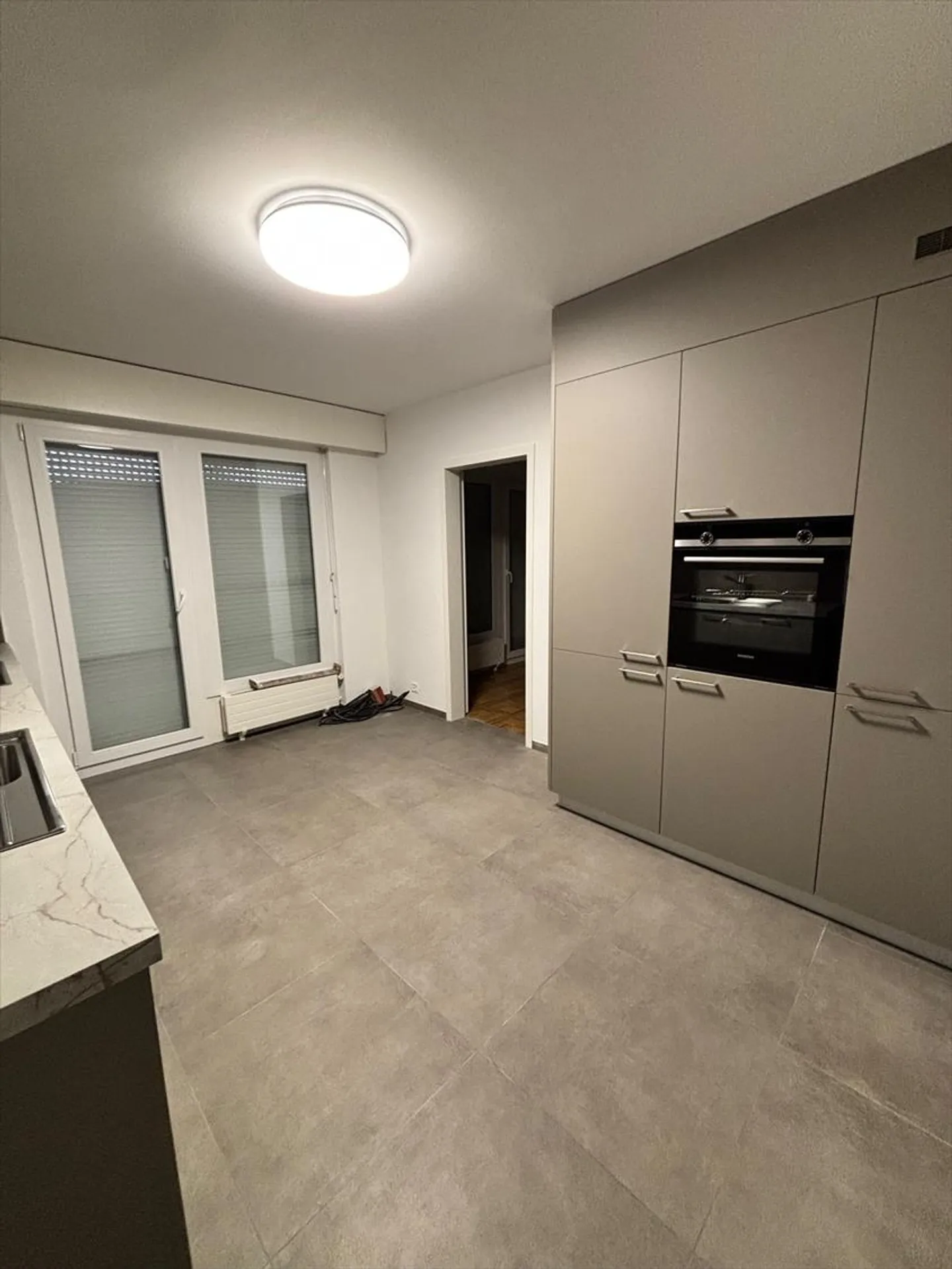 Appartamento 5.5 stanze - Foto 2 di 8