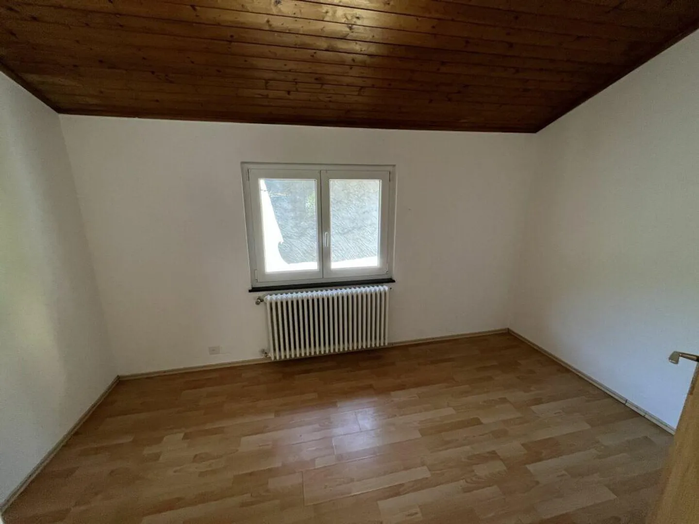 Complesso plurifamiliare con casa 5.5 locali + appartamento di 3.5 ... - Foto 25 di 30