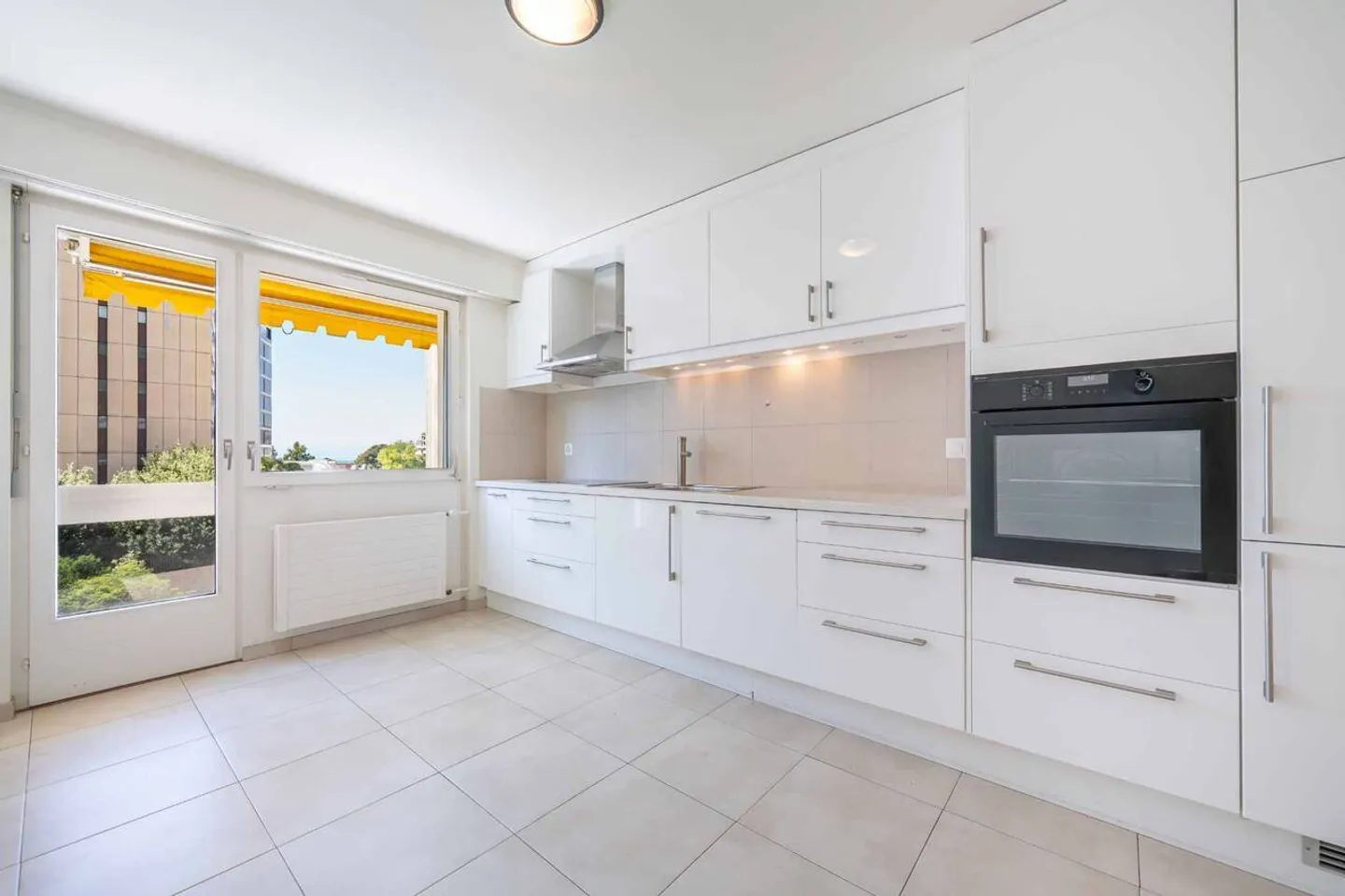 Am Ufer des Sees - Wunderschöne 5,5-Zimmer-Wohnung in ruhiger Lage mit 2 großen Balkonen - Foto 5 von 13