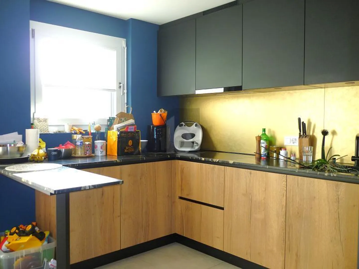 GERÄUMIG, MODERN, ATTRAKTIV! - Foto 4 von 6