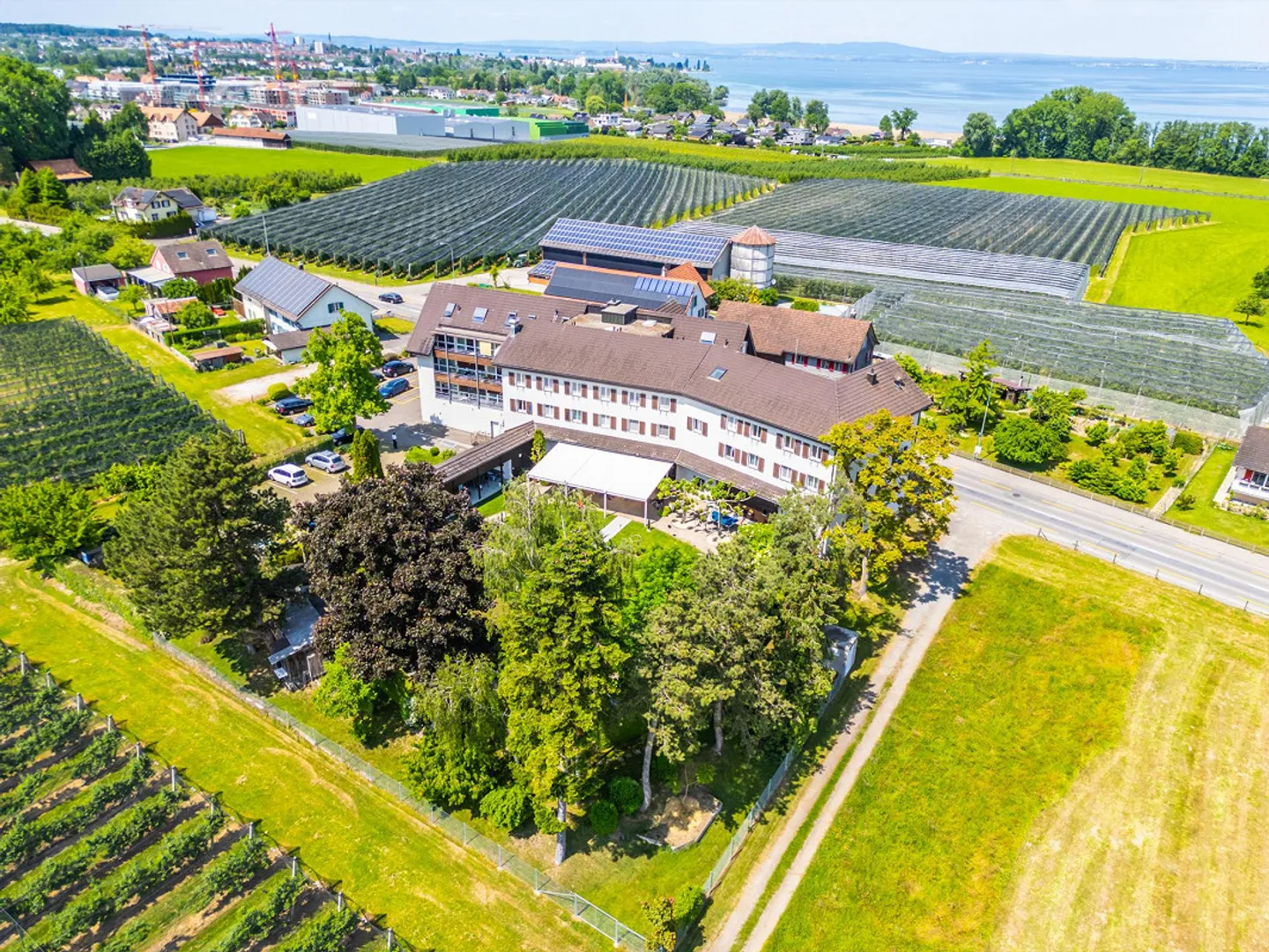 Proprietà commerciale di 3100 m2 - Foto 1 di 13