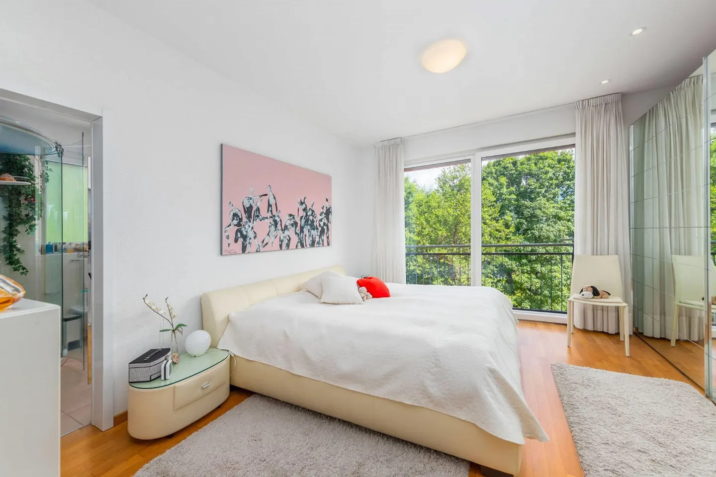 Appartement immergé dans la verdure - Photo 6 sur 13