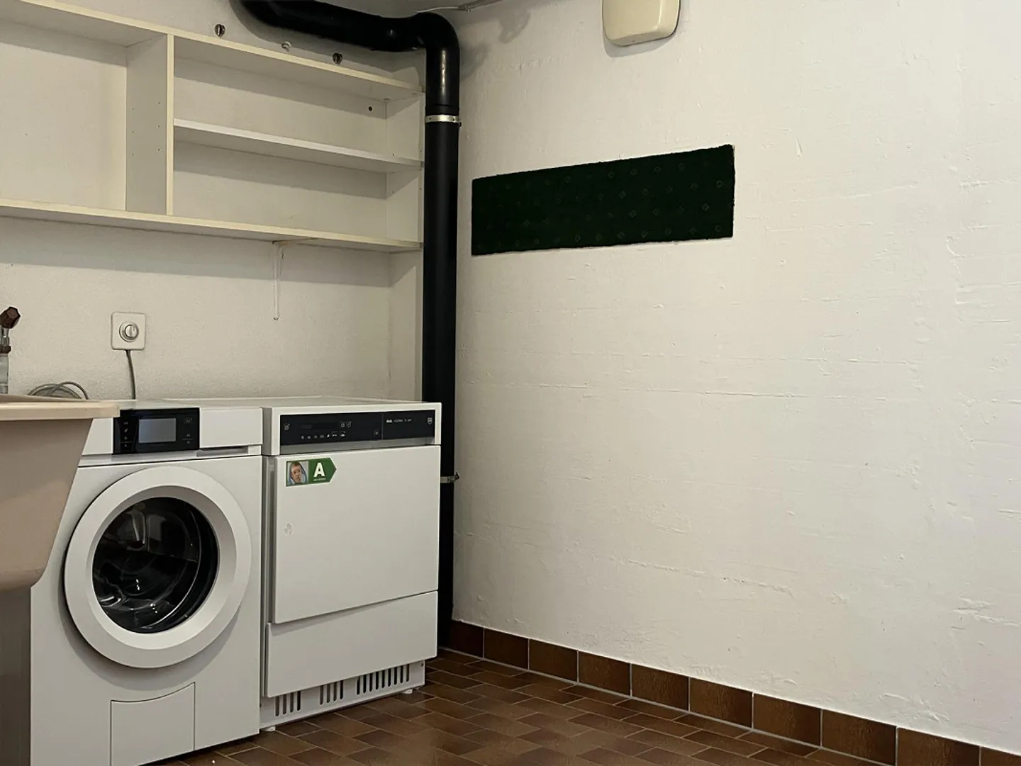 Sonnige 3.5-Zimmer-Terrassenwohnung mit See- und Bergsicht - Foto 11 von 18