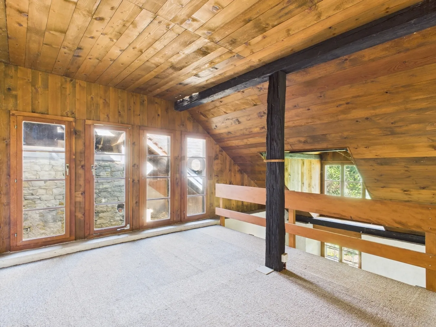 Ampia casa unifamiliare con potenziale ad Arisdorf - Foto 6 di 13