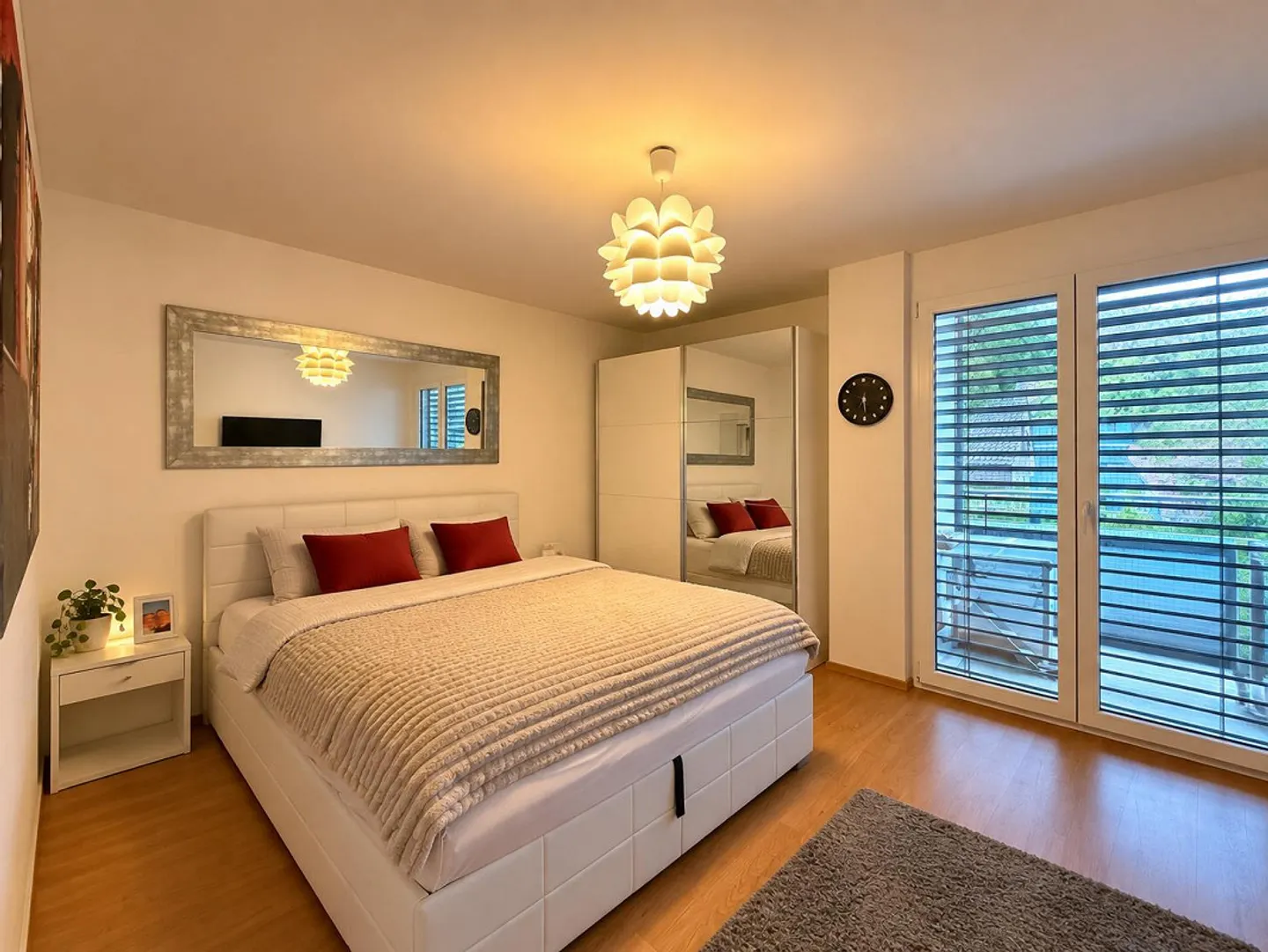 Appartement en attique de 5,5 pièces - Photo 4 sur 8