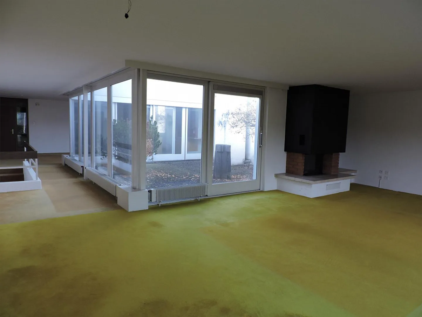 5.5 Room Row House - Photo 4 of 16