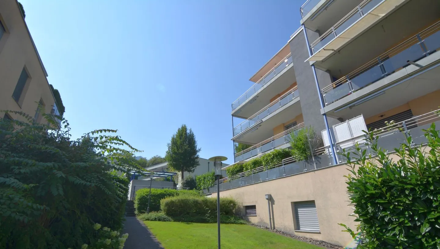 TOP LOCATION at TOP PRICE – INCLUDING LAKE AND DISTANT VIEW ***** - Photo 3 of 19