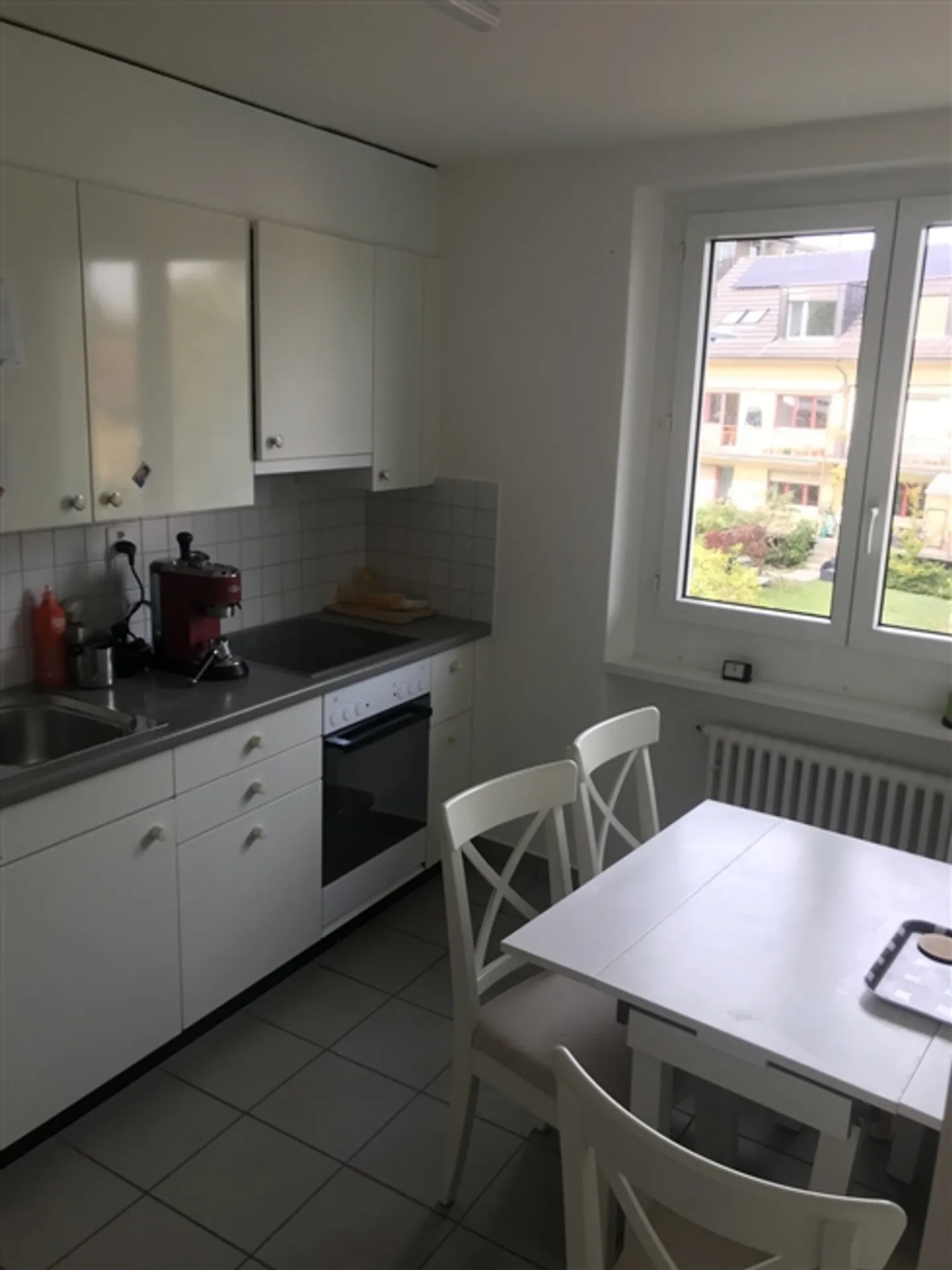 APPARTEMENT DE 3½ PIÈCES À ZURICH - QUARTIER 2 WOLLISHOFEN, MEUBLÉ, TEMPORAIRE - Photo 3 sur 5