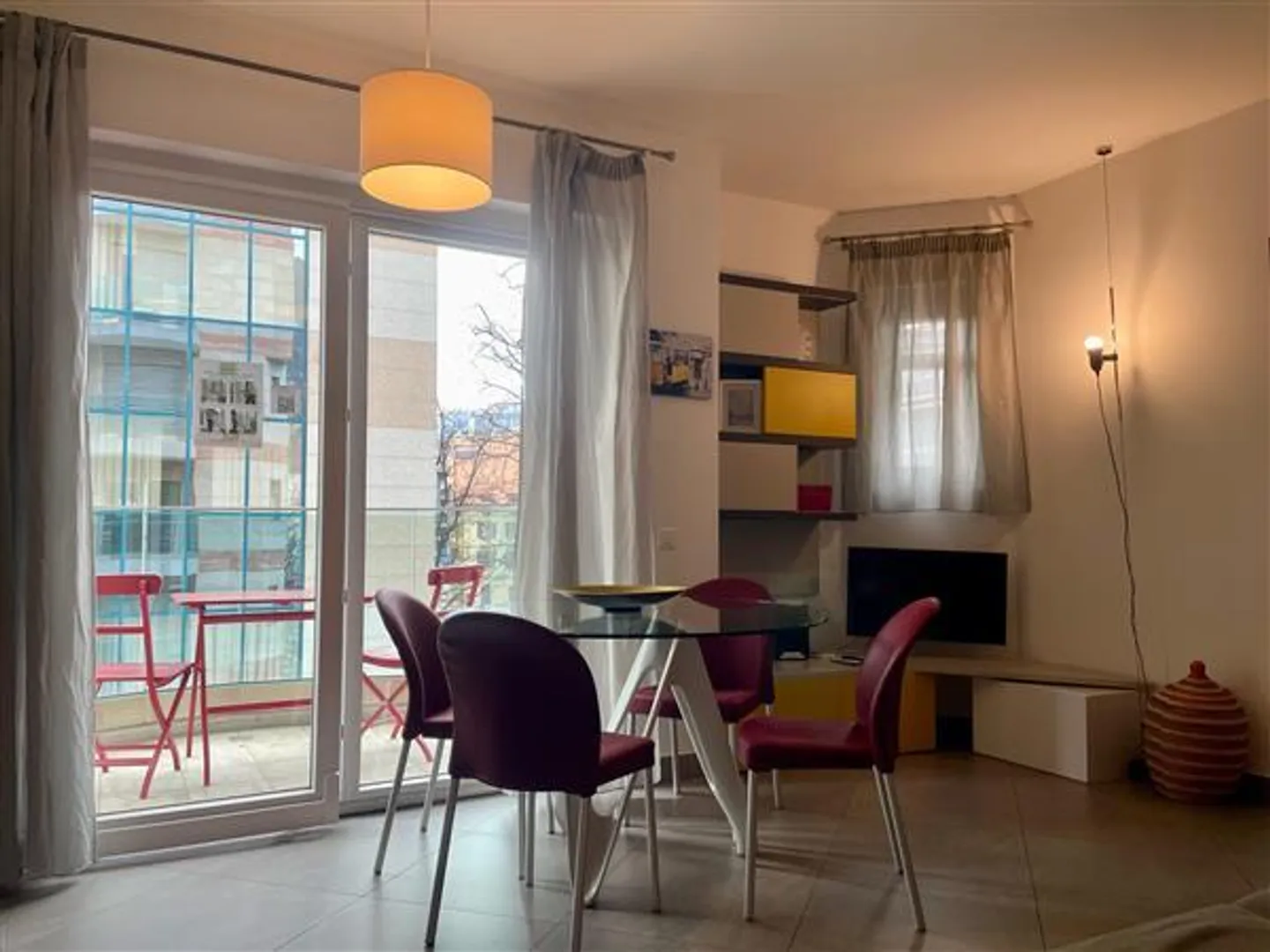 Lugano: Eingerichtete 2.5-Zimmer-Wohnung - Foto 2 von 12
