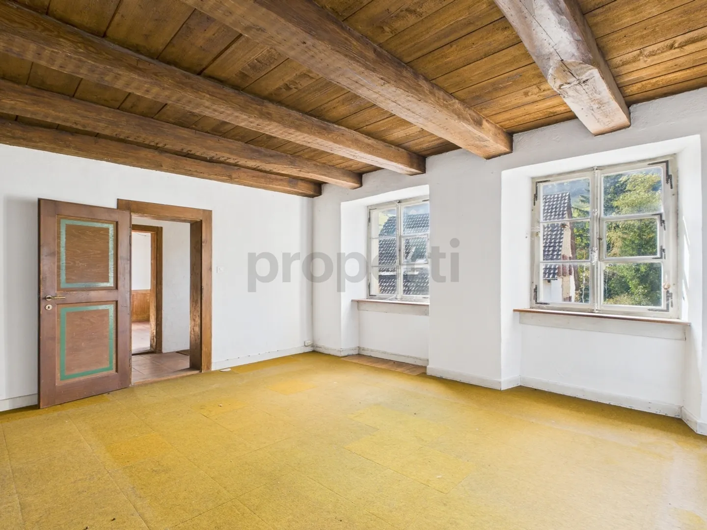 Ampia casa unifamiliare con potenziale ad Arisdorf - Foto 7 di 13