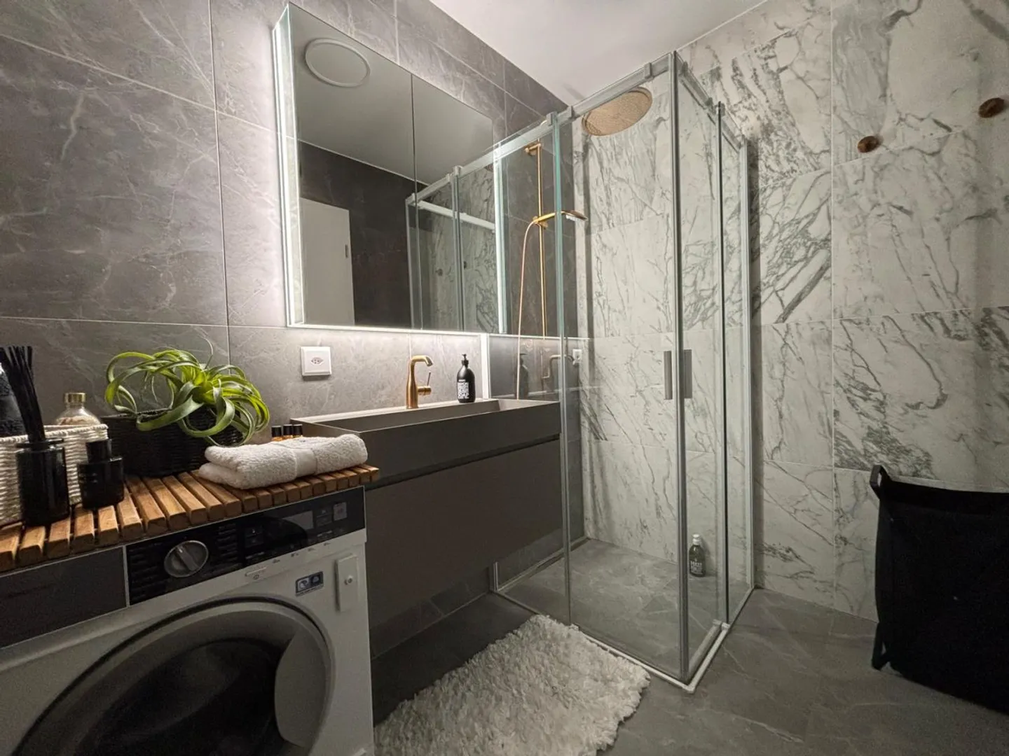 Centerpiece for this beautiful 3.5-room apartment in Nyon - Photo 7 of 11