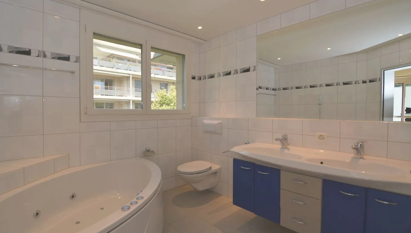 TOP LOCATION at TOP PRICE – INCLUDING LAKE AND DISTANT VIEW ***** - Photo 12 of 19