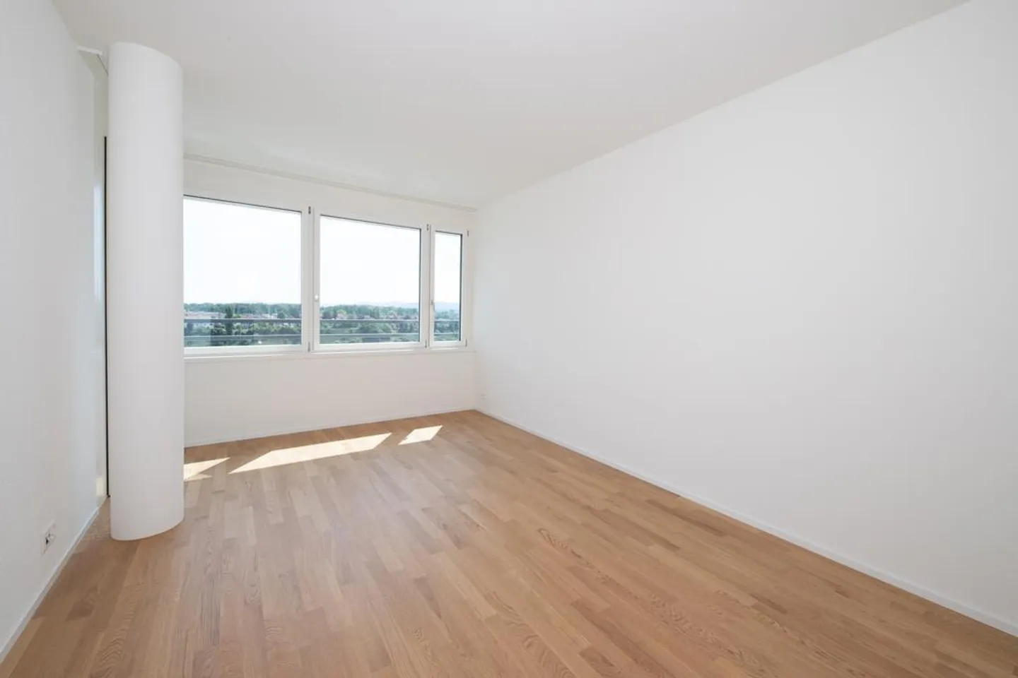 Modernes 3.5 Zimmer Apartment - Foto 2 von 8