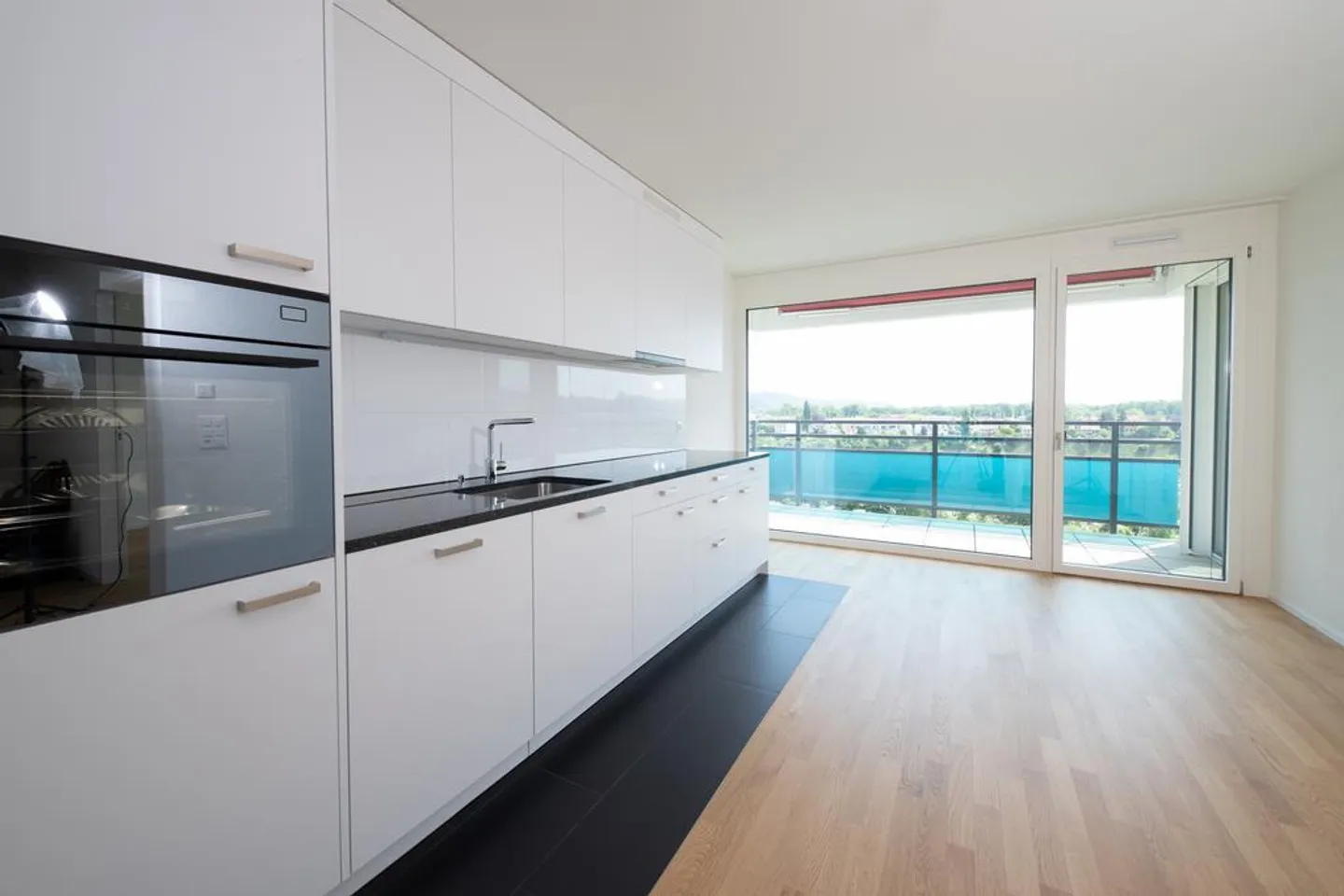 Modernes 3.5 Zimmer Apartment - Foto 3 von 8