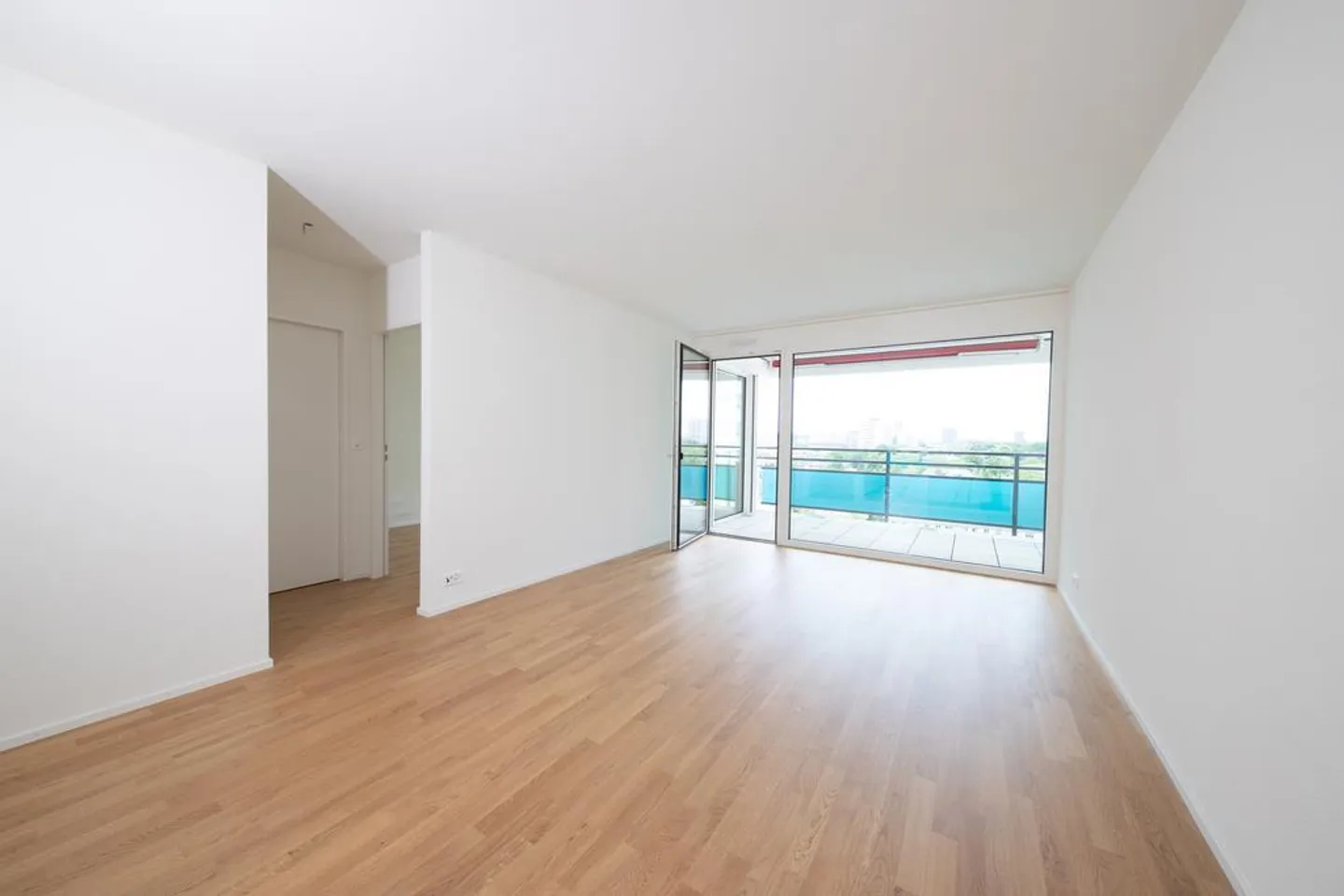 Modernes 3.5 Zimmer Apartment - Foto 5 von 8