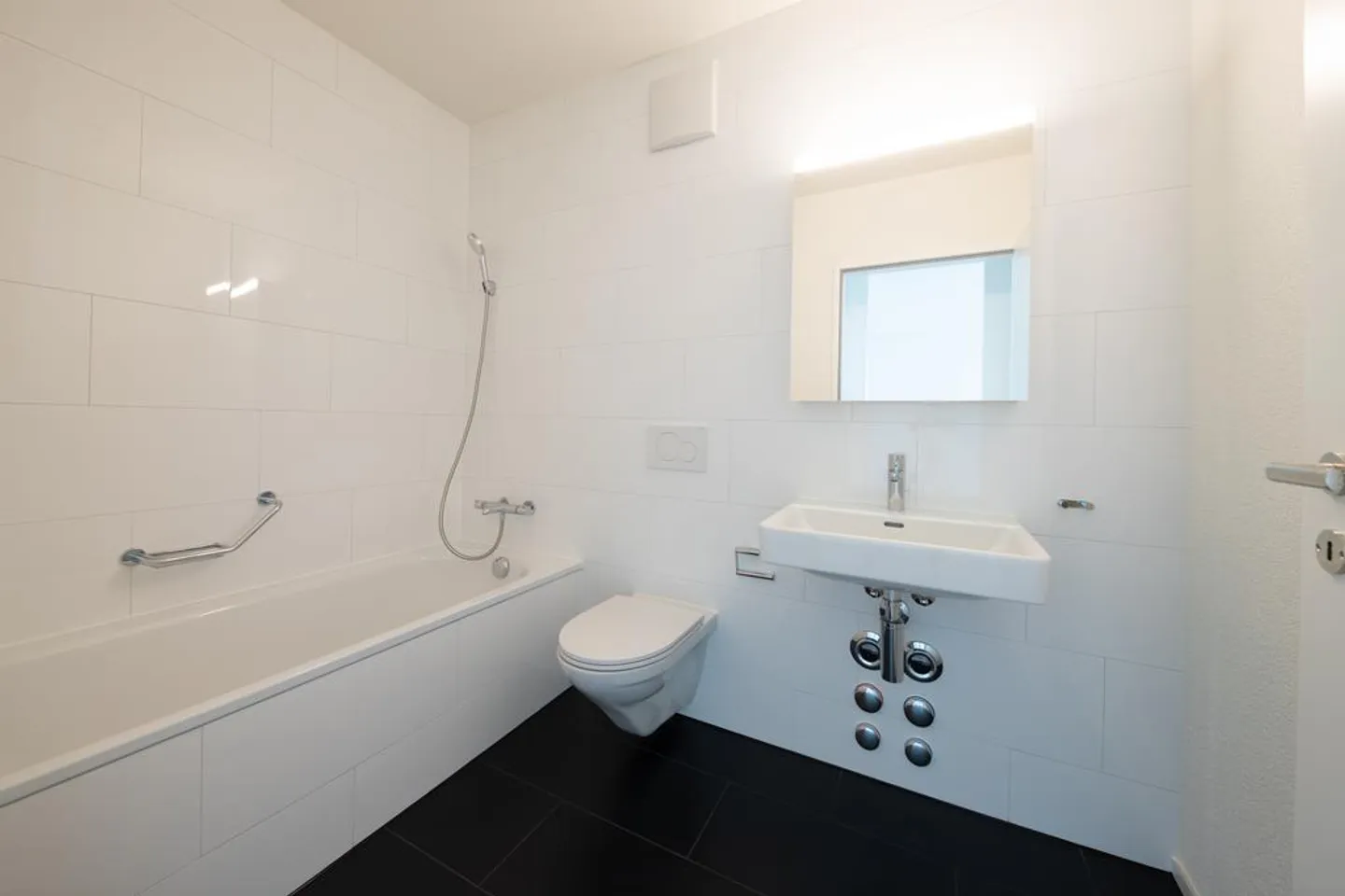 Modernes 3.5 Zimmer Apartment - Foto 8 von 8