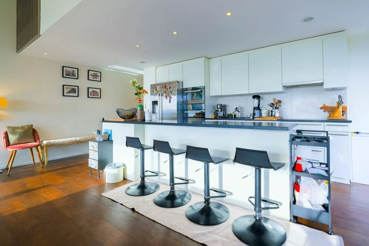 Casa a schiera di 6,5 locali con giardino e vista lago - Foto 2 di 11