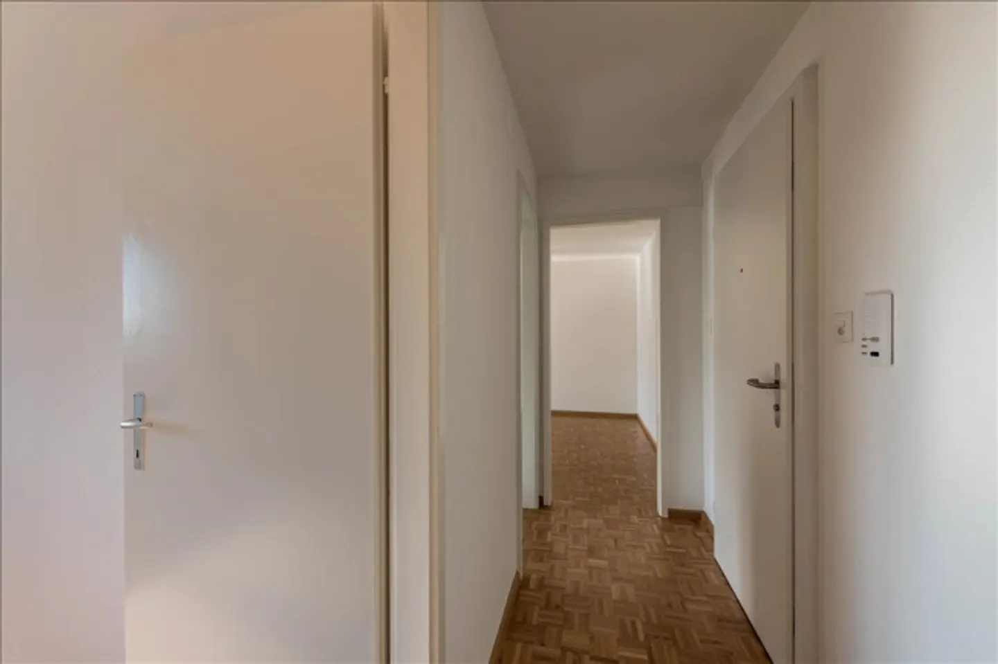 «Ici se termine votre recherche d'appartement!» - Photo 8 sur 10