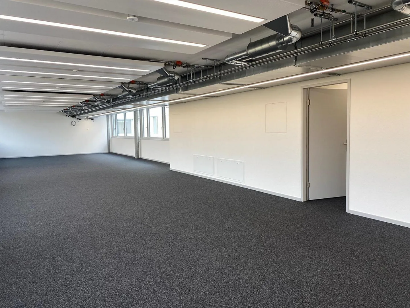 Attractive office space in the heart of Burgernziel - Photo 5 of 12