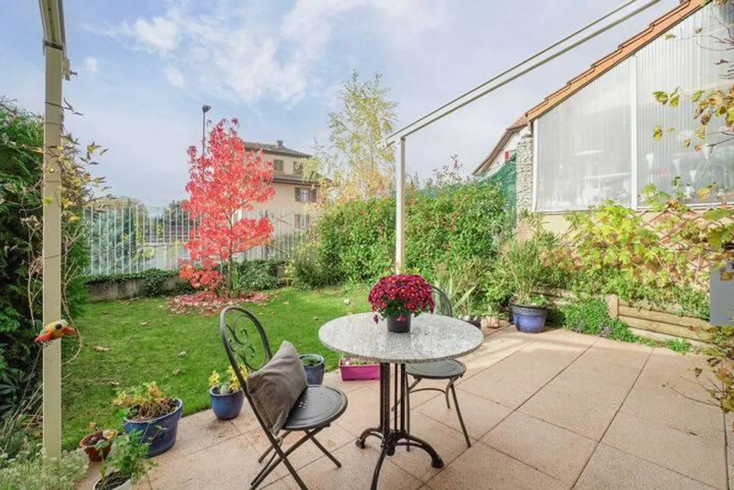 Vivere accogliente con giardino privato - Foto 7 di 8