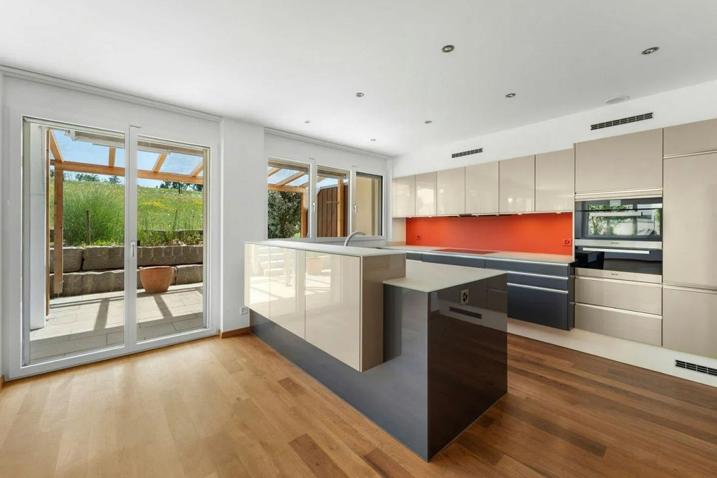 Urban verbunden, im Grünen zuhause - 4.5 Zimmer ETW - Foto 5 von 6