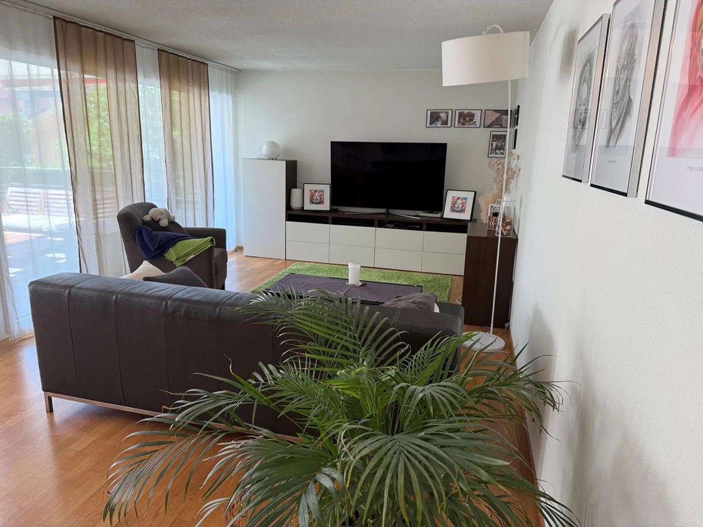 Condominio di 4 1/2 stanze in una posizione tranquilla e centrale - Foto 2 di 12