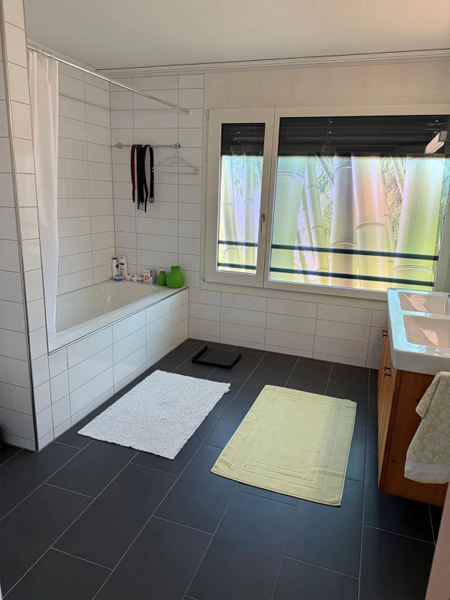 Condominio di 4 1/2 stanze in una posizione tranquilla e centrale - Foto 9 di 12