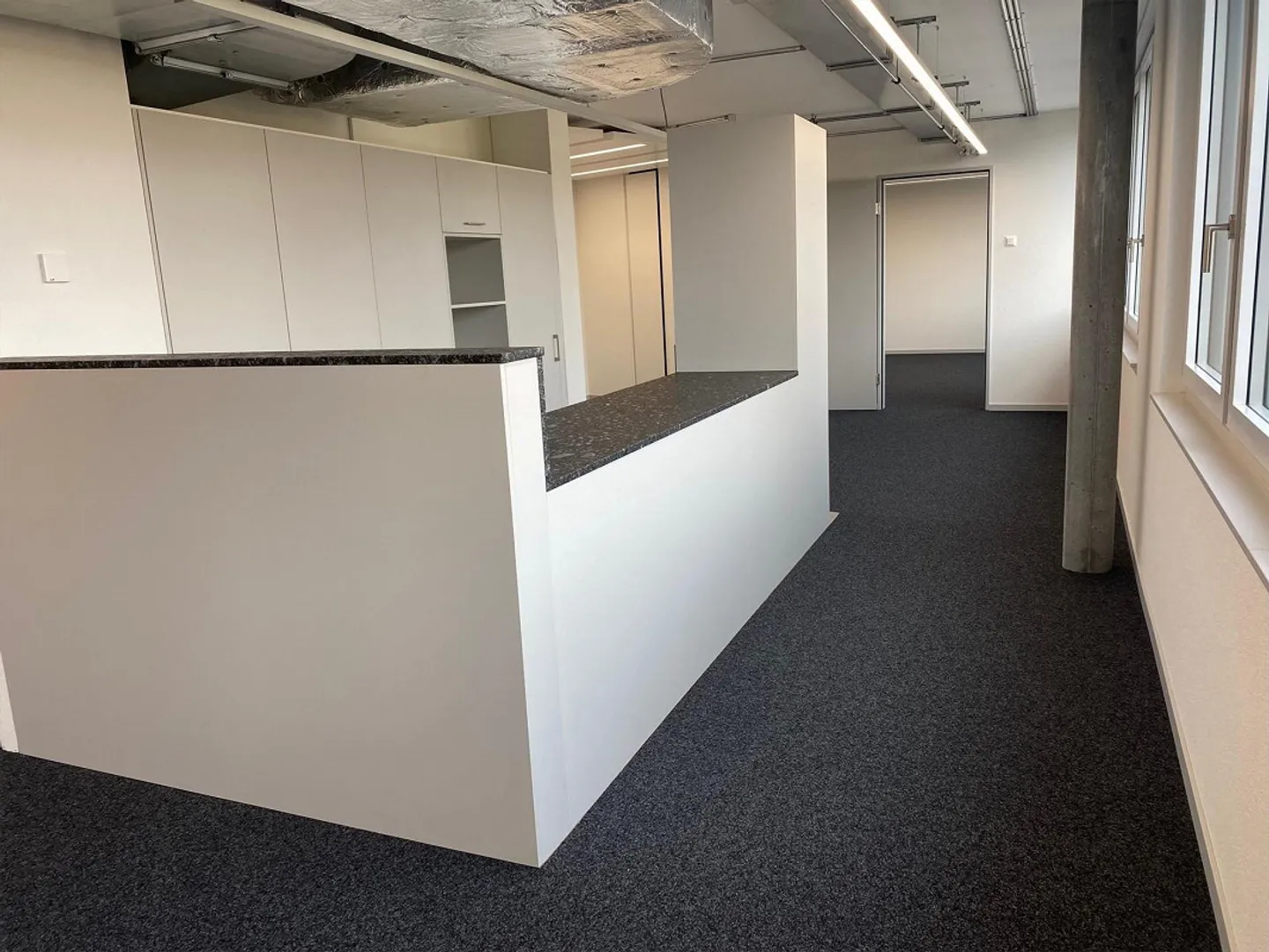 Attractive office space in the heart of Burgernziel - Photo 11 of 12