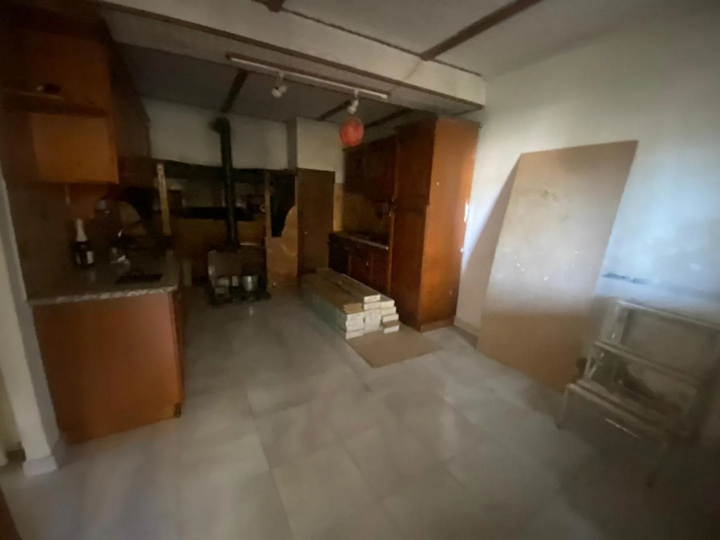 Maison de village de 4 pièces à rénover / maison à restaurer dans le noyau - Photo 3 sur 23