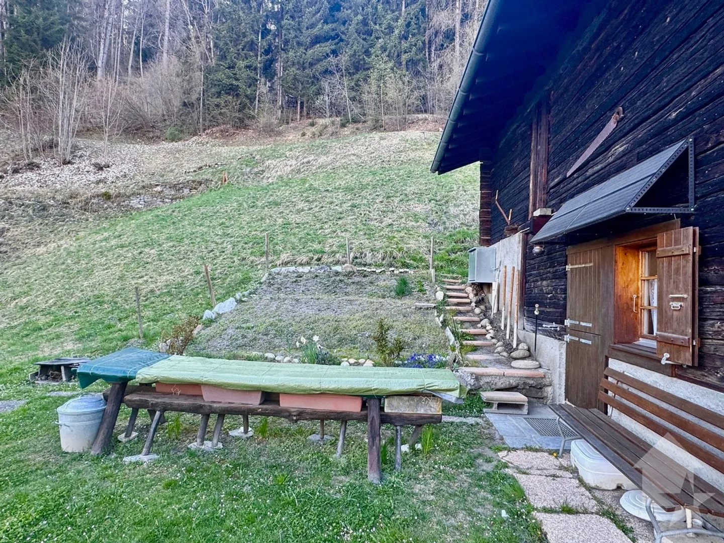 Authentic summer mayen in the Val de Bagnes, a rare alpine refuge - Photo 24 of 40