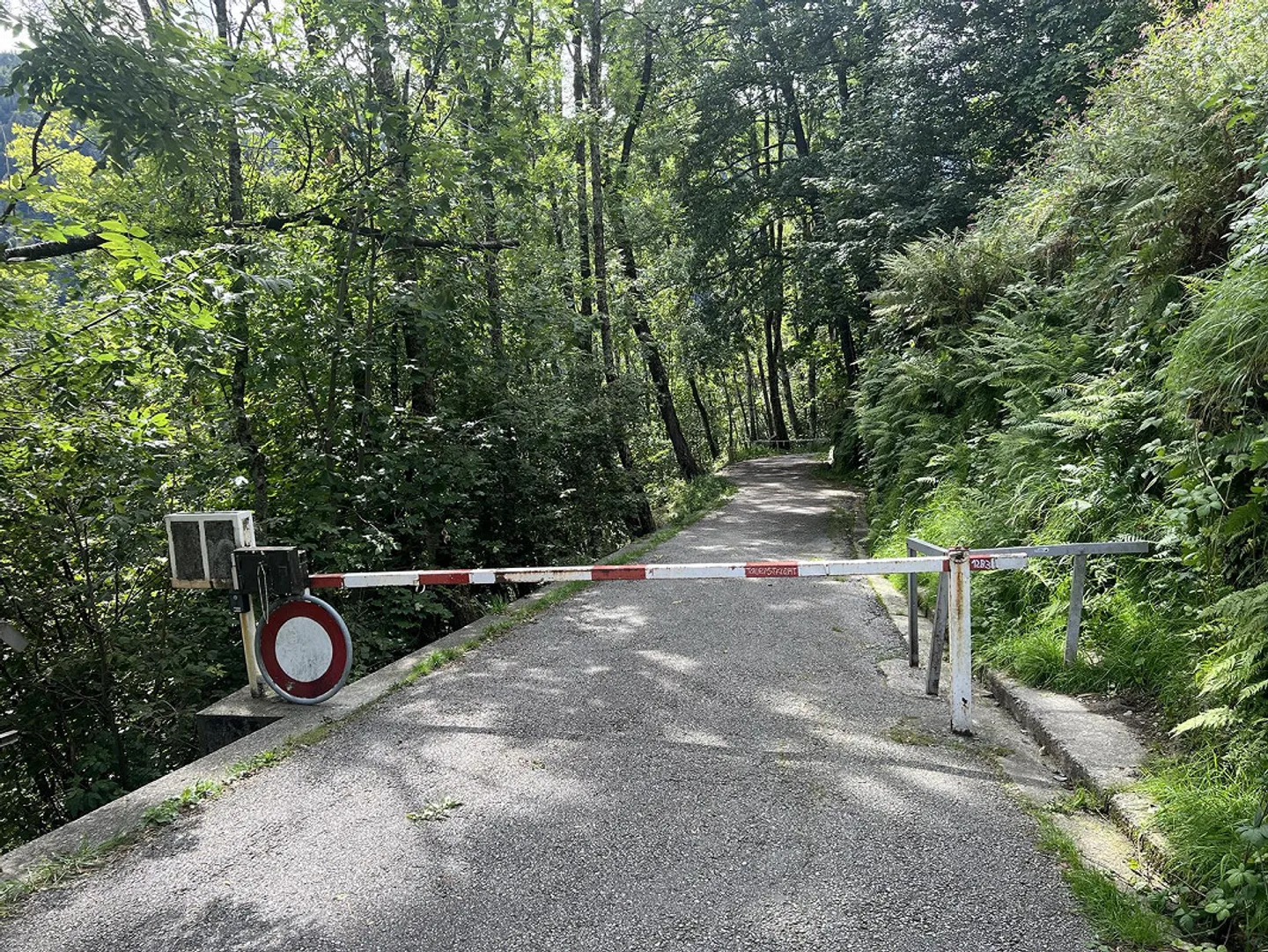 Rustico in Pietra in un Paesaggio Montano Idilliaco - Foto 24 di 29