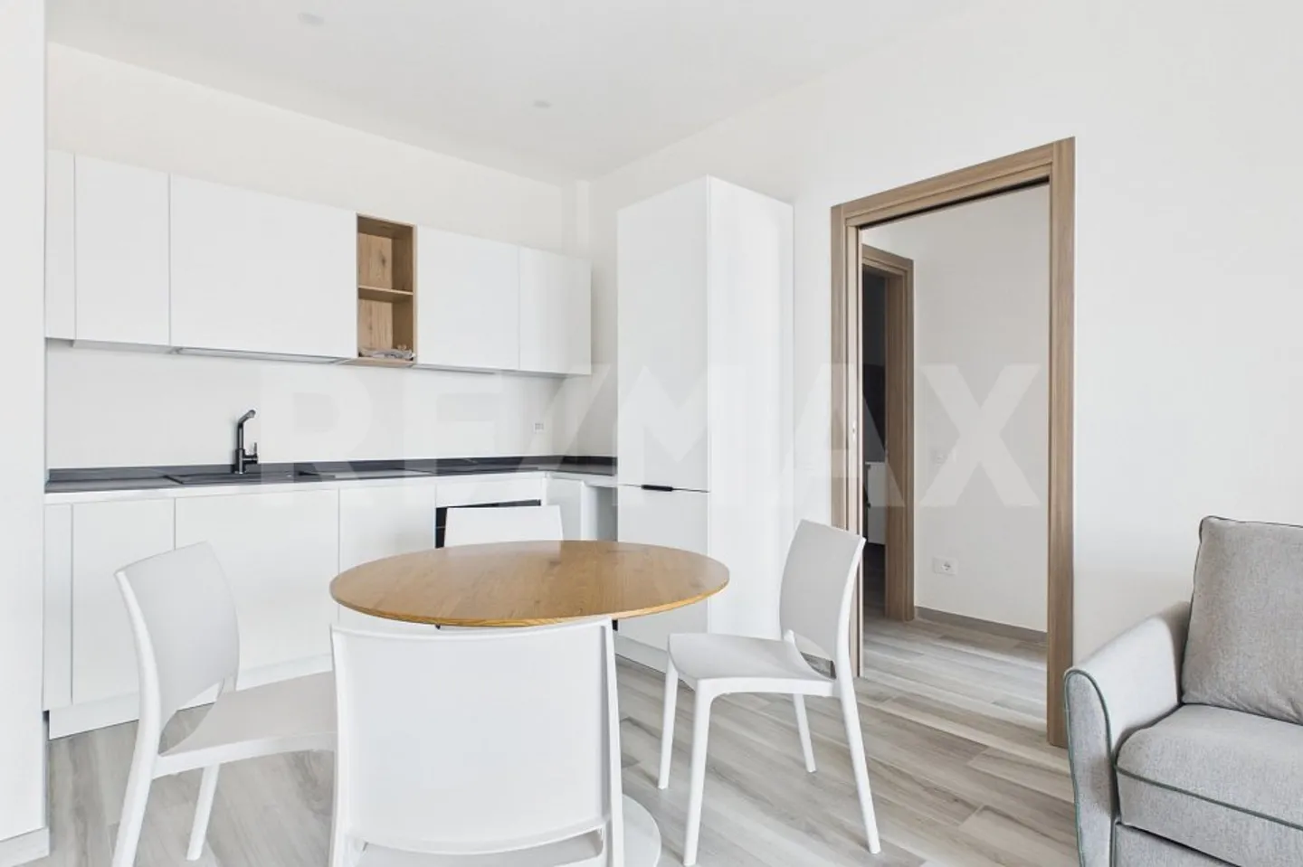 Attraktive Gelegenheit 2,5-Zimmer-Wohnung mit ausgezeichnetem Renditepotenzial (Italien) - Photo 9 of 13