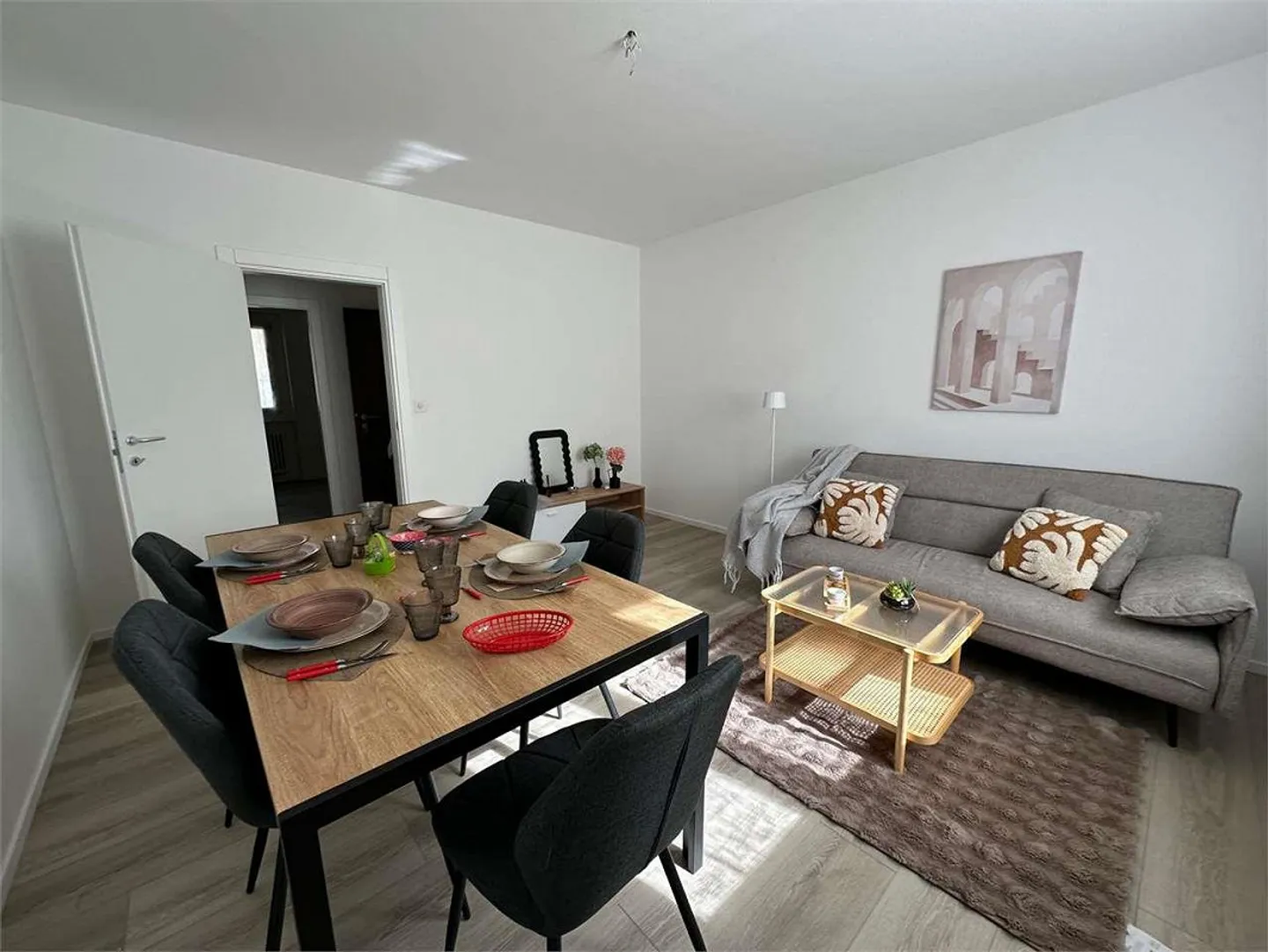 Bodio, excellent 3.5 with balcony and open view - Photo 9 of 13