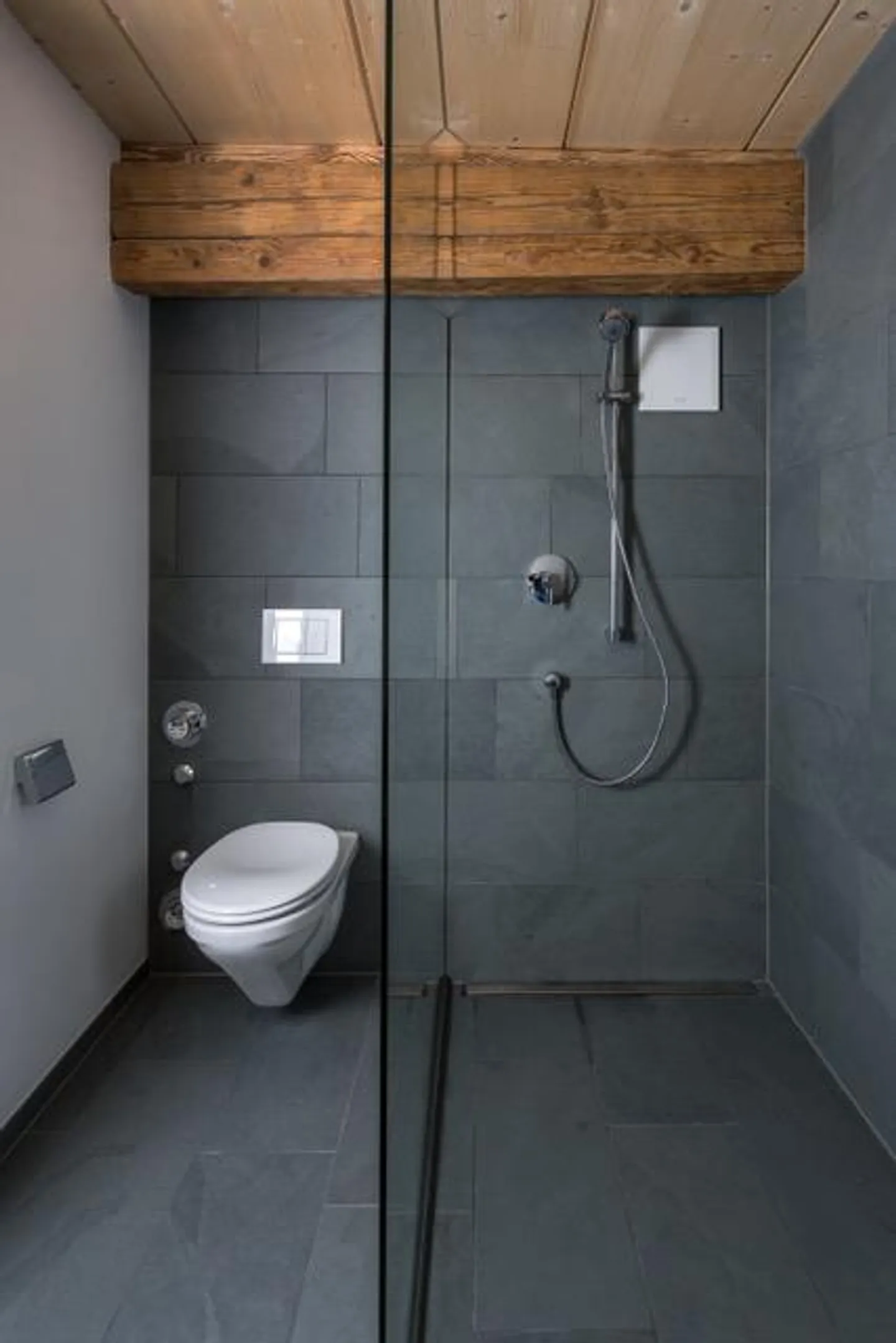 Ampio appartamento di 4,5 stanze al 2° piano e in mansarda - Foto 4 di 6