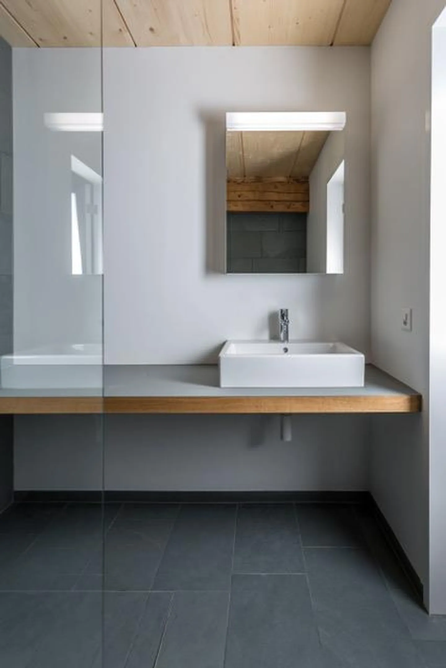 Ampio appartamento di 4,5 stanze al 2° piano e in mansarda - Foto 5 di 6